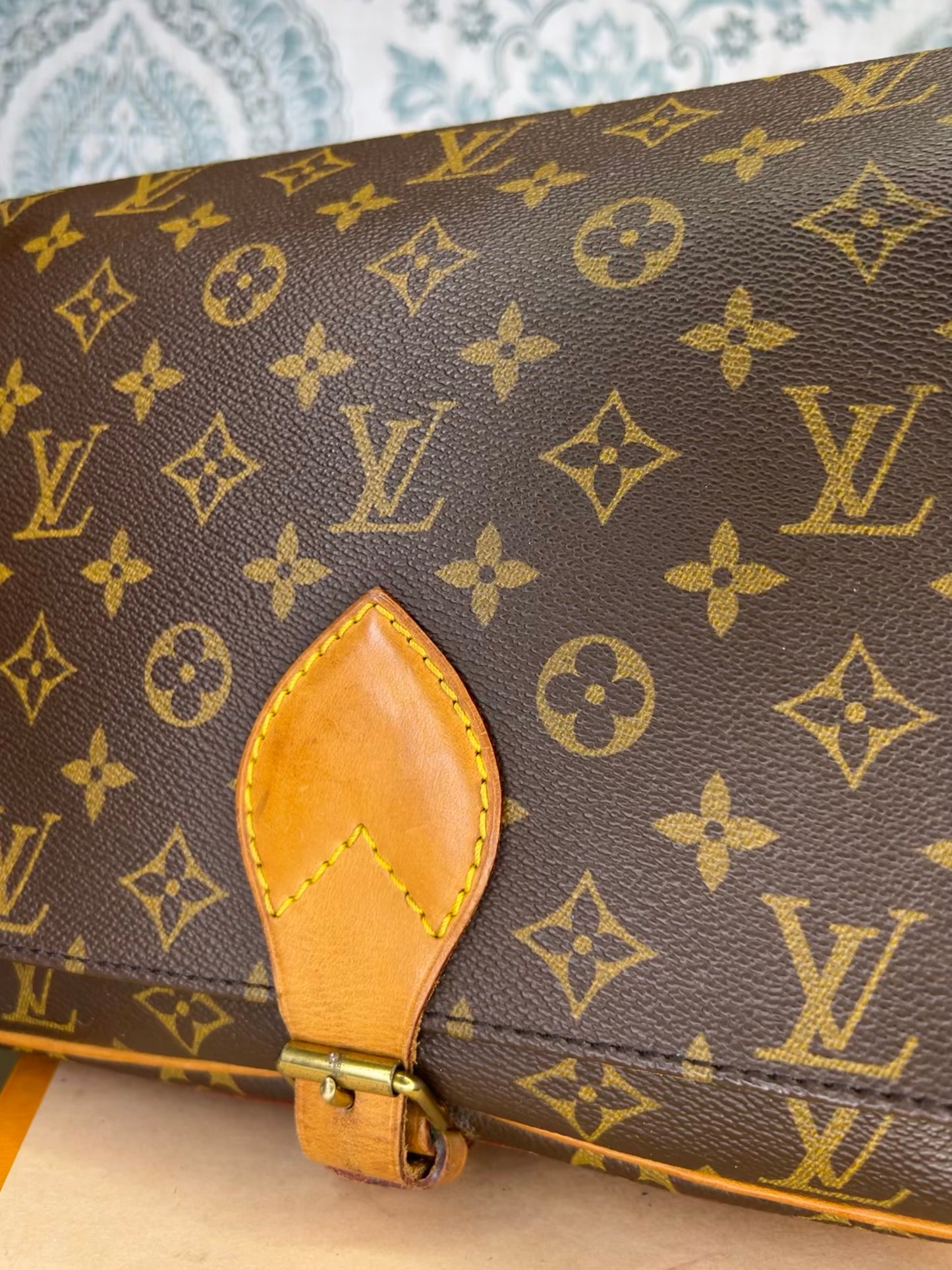 Louis Vuitton Cartouchiere GM
