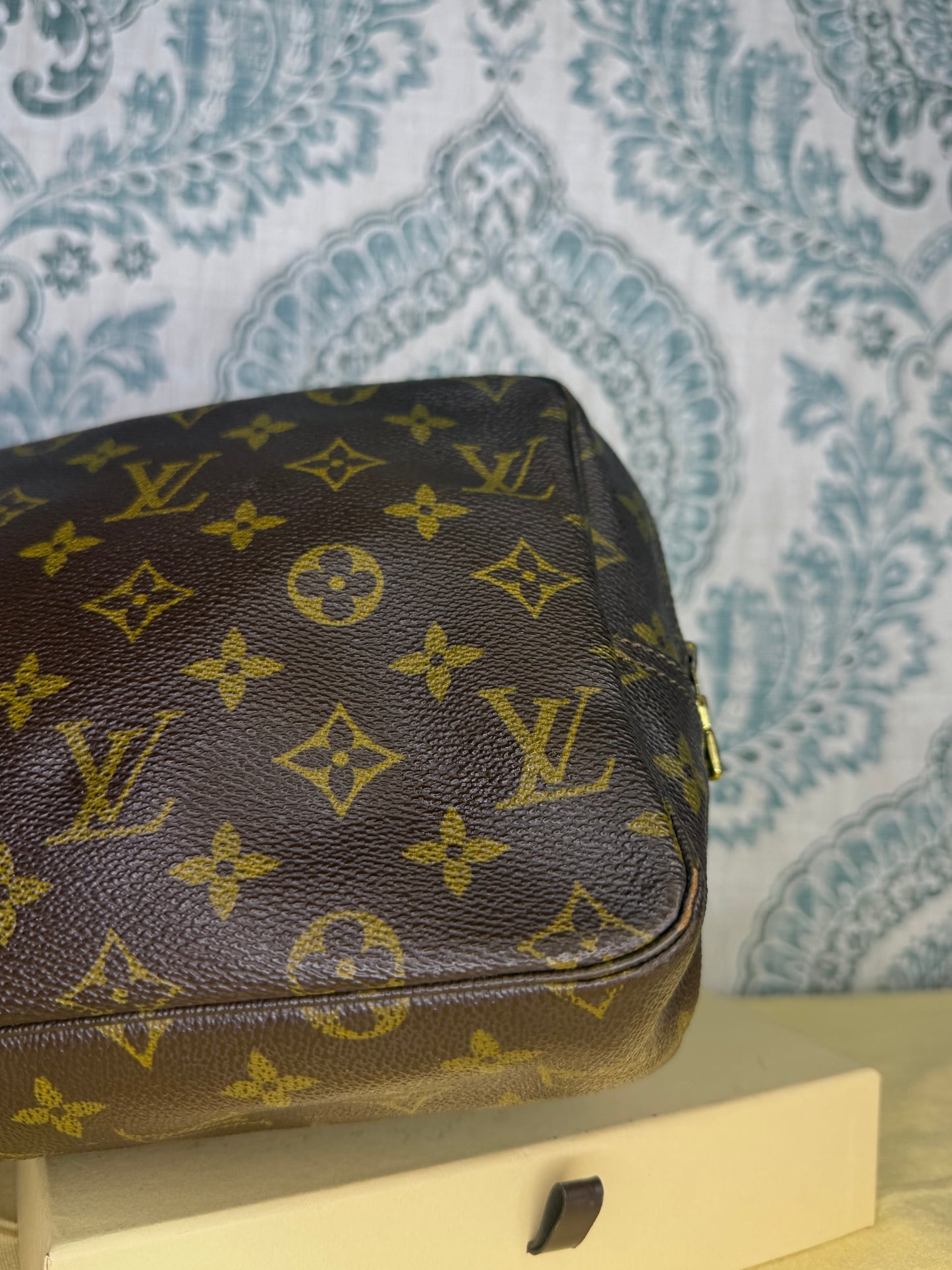 Louis Vuitton Trousse 28