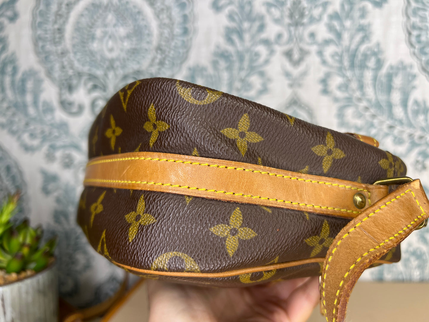 Louis Vuitton Senlis