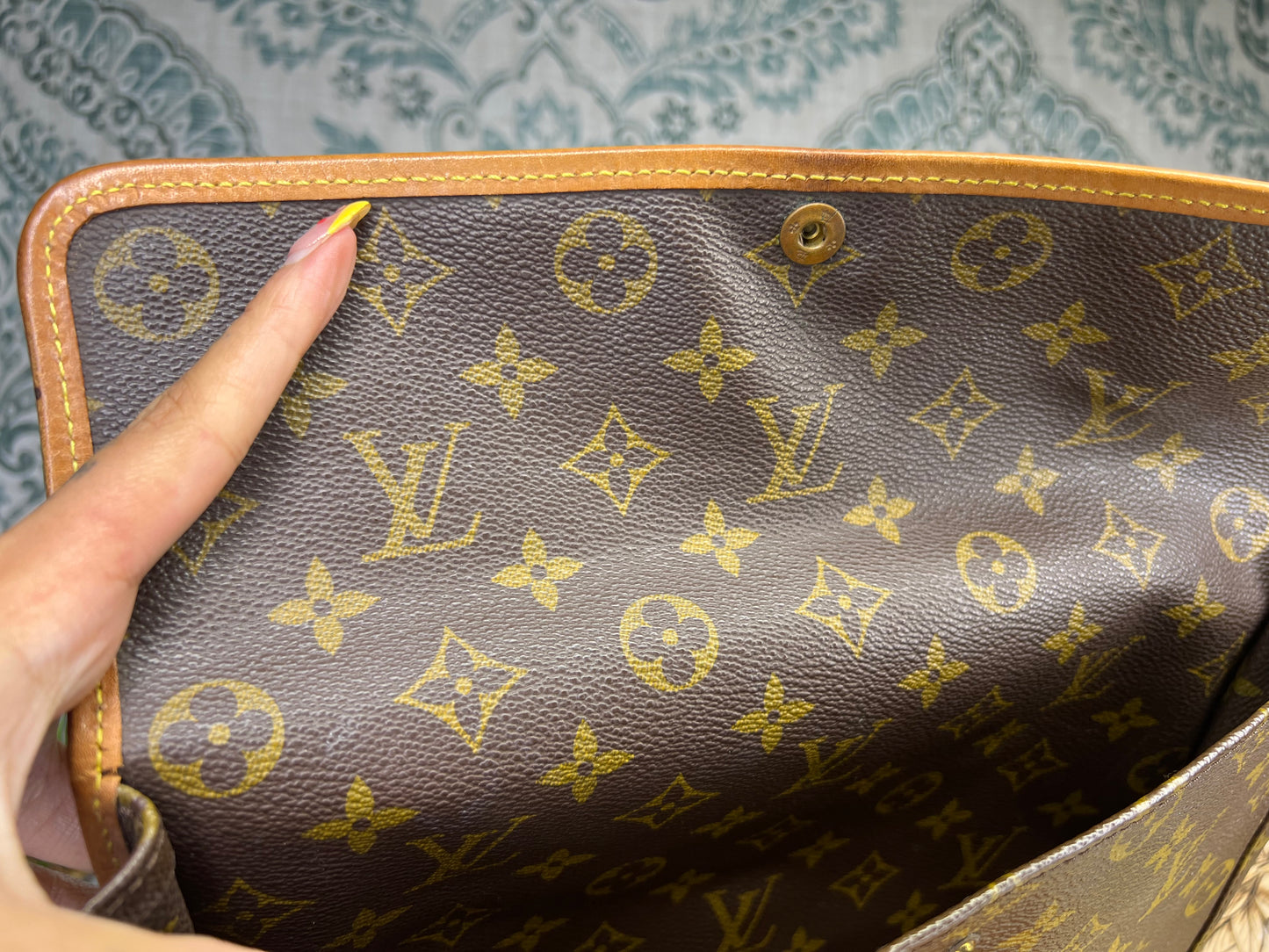 Monogram Portable Serviette

Desktop Organizer