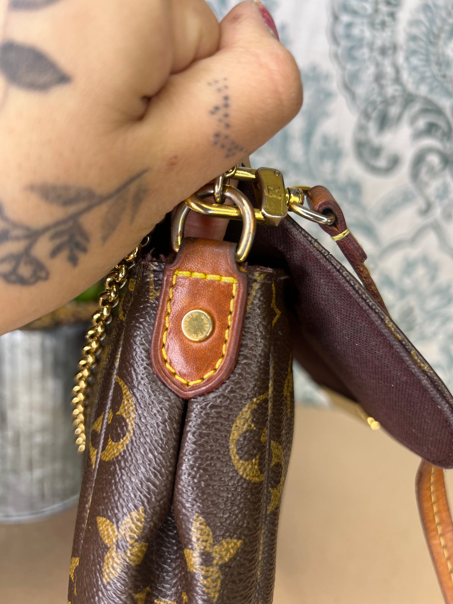 Louis Vuitton Favorite MM