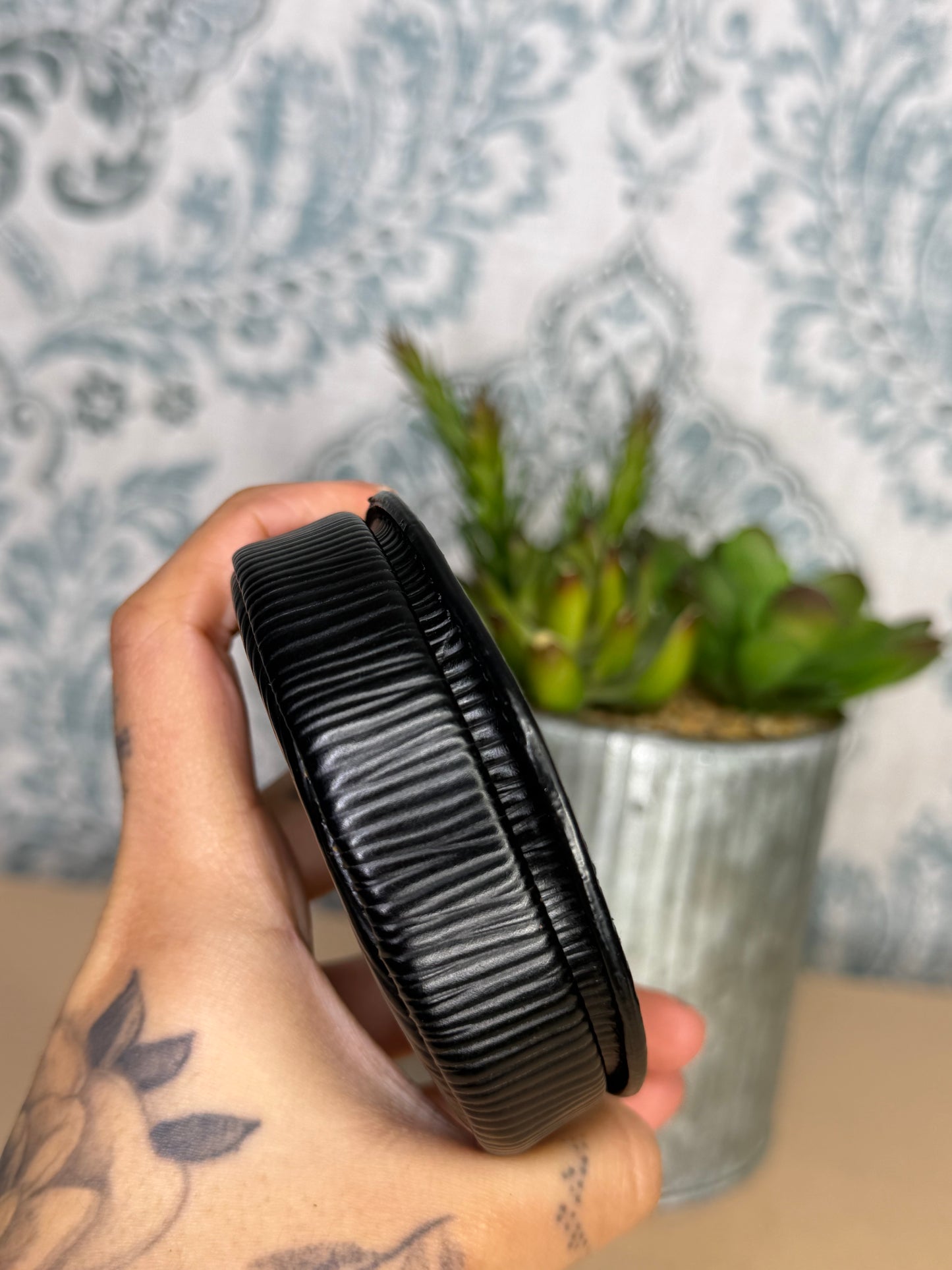 Louis Vuitton Epi Coin Purse Black