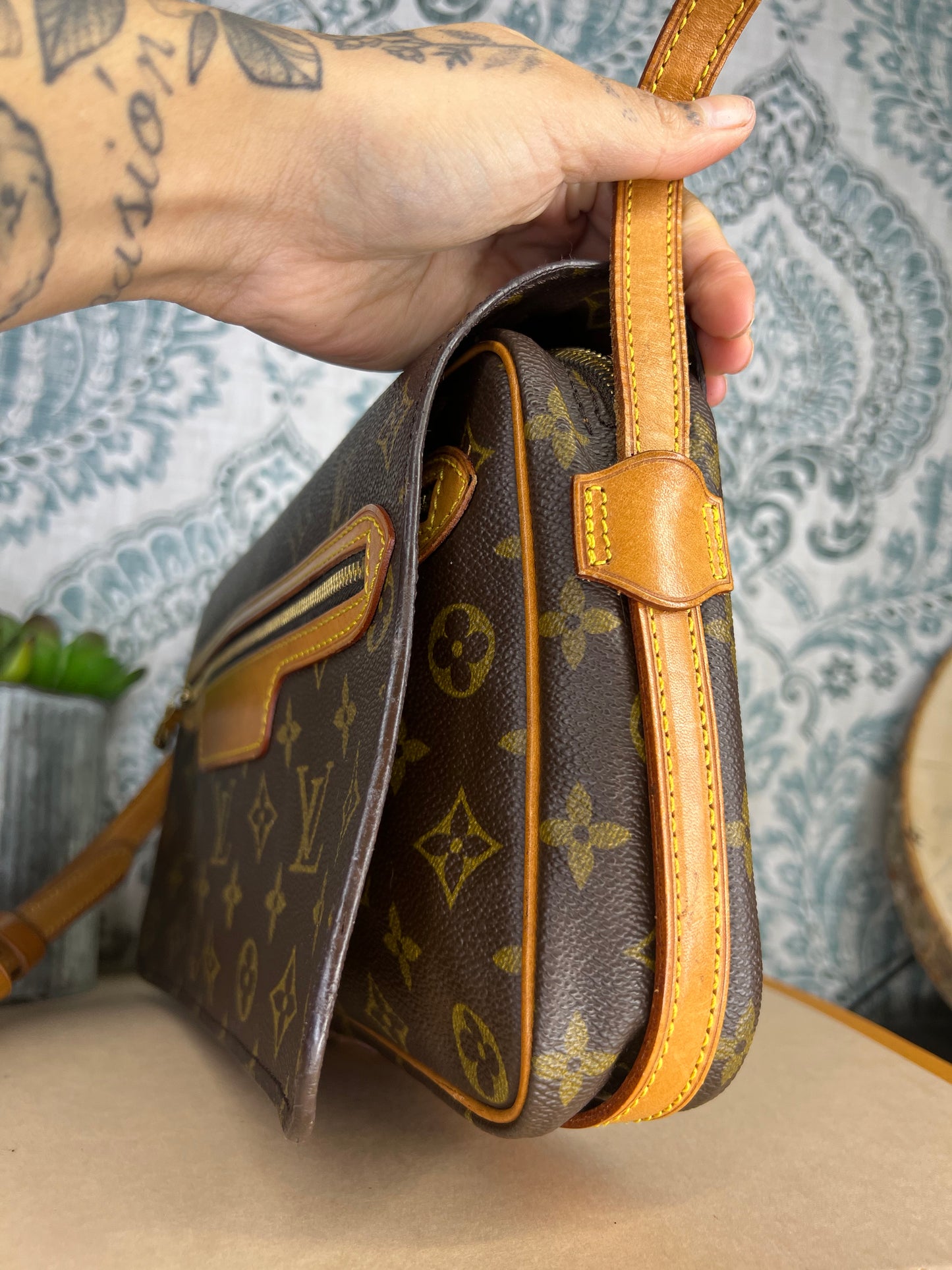 Louis Vuitton Saint Germain 27