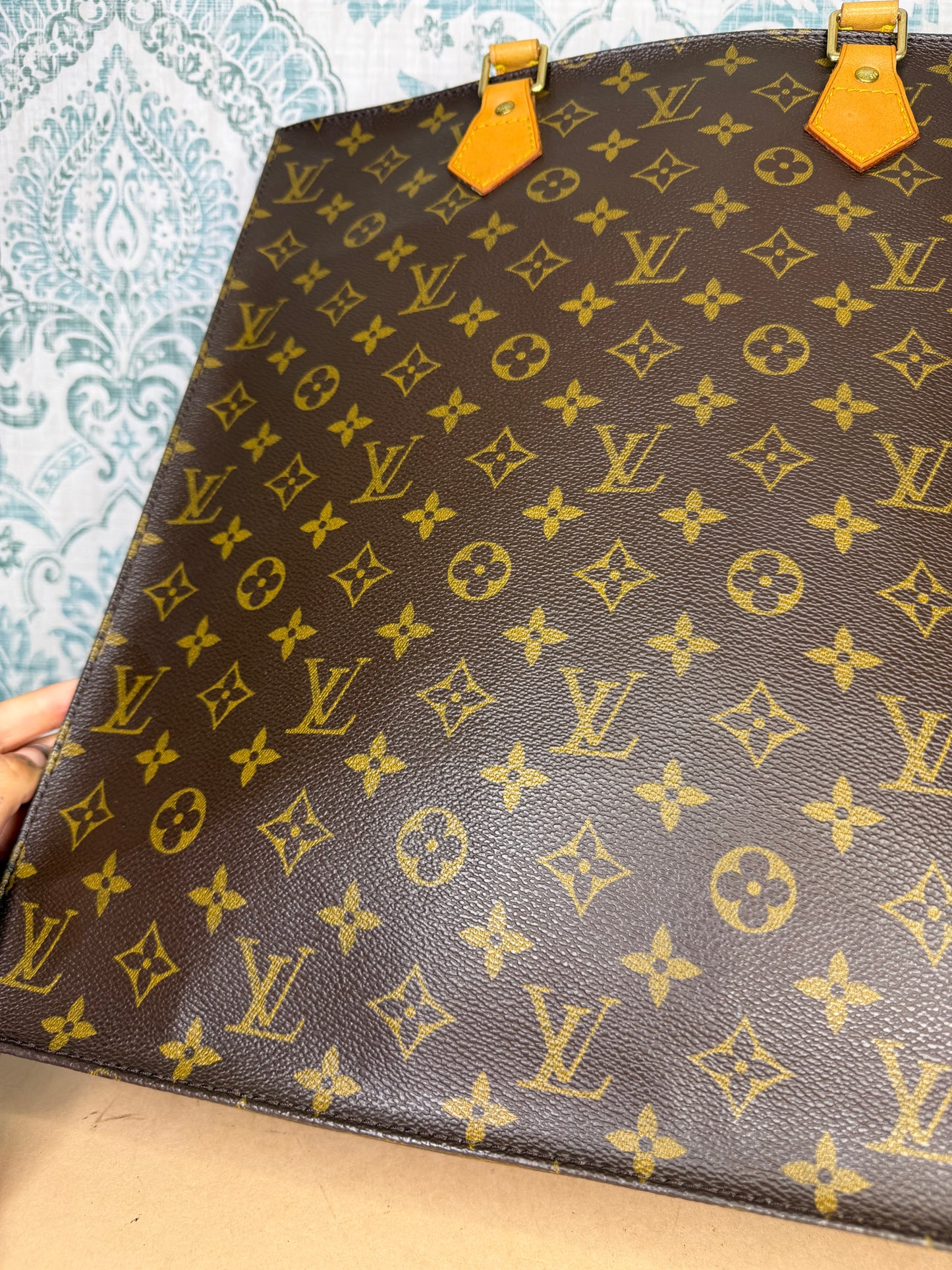 Louis Vuitton Sac Plat