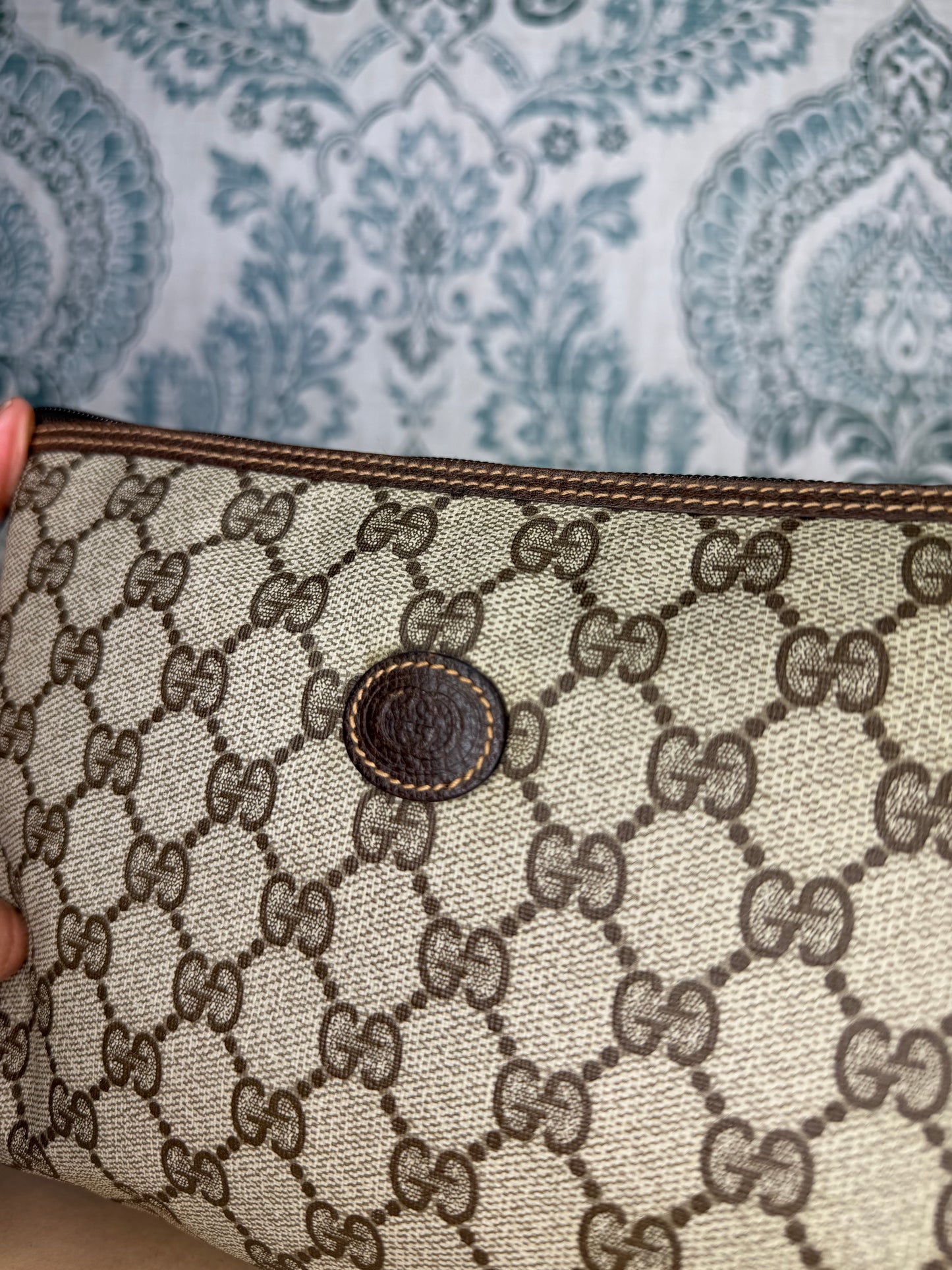 Gucci Supreme Brown Vintage Clutch / Pouch