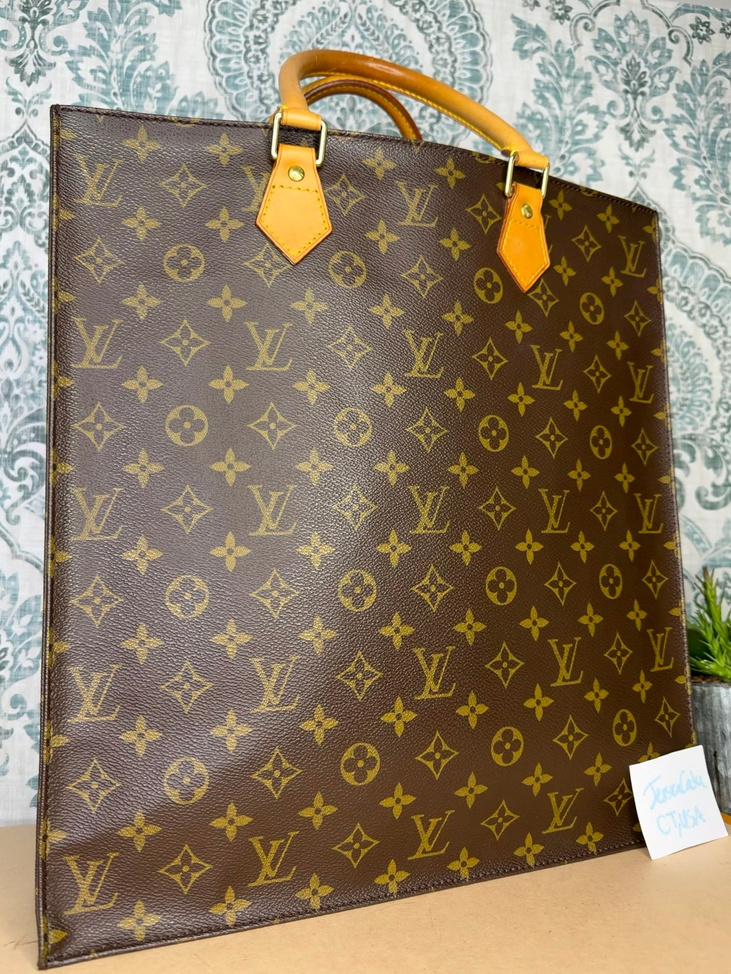 Louis Vuitton Sac Plat