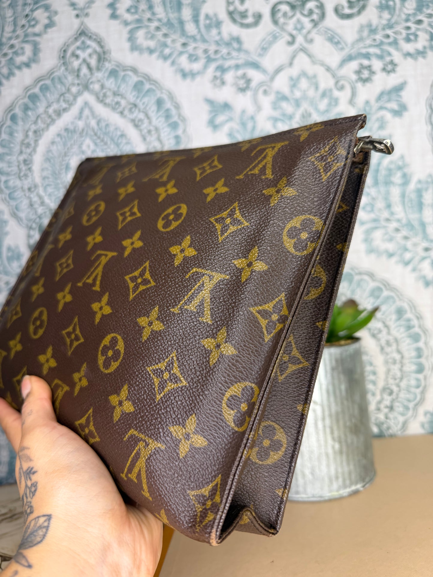 Louis Vuitton Toiletry 26 #3 (needs new zipper)