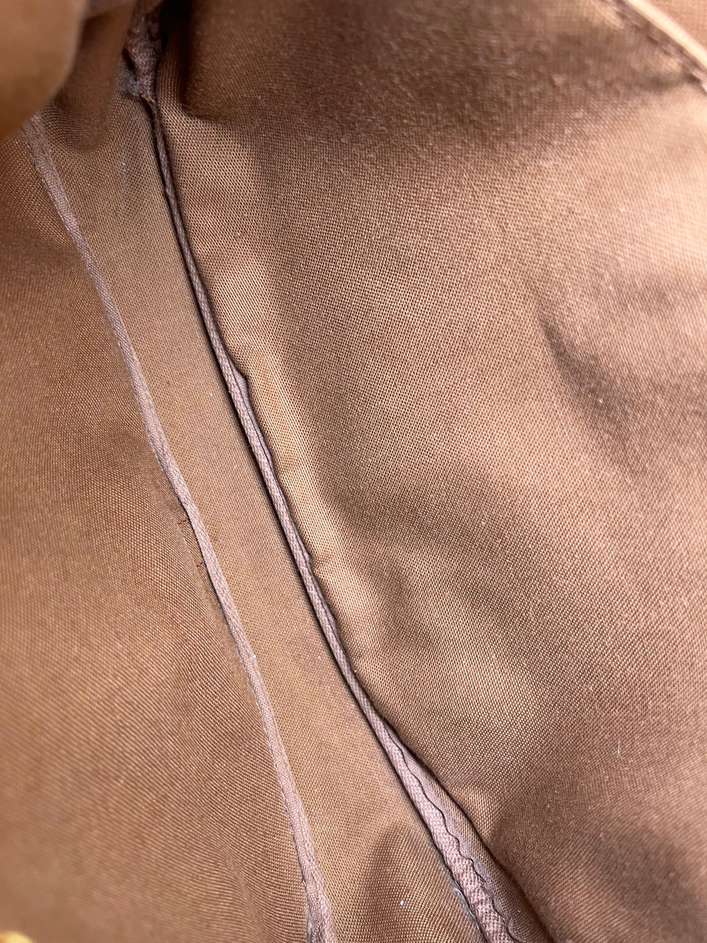 Louis Vuitton Saumur 30