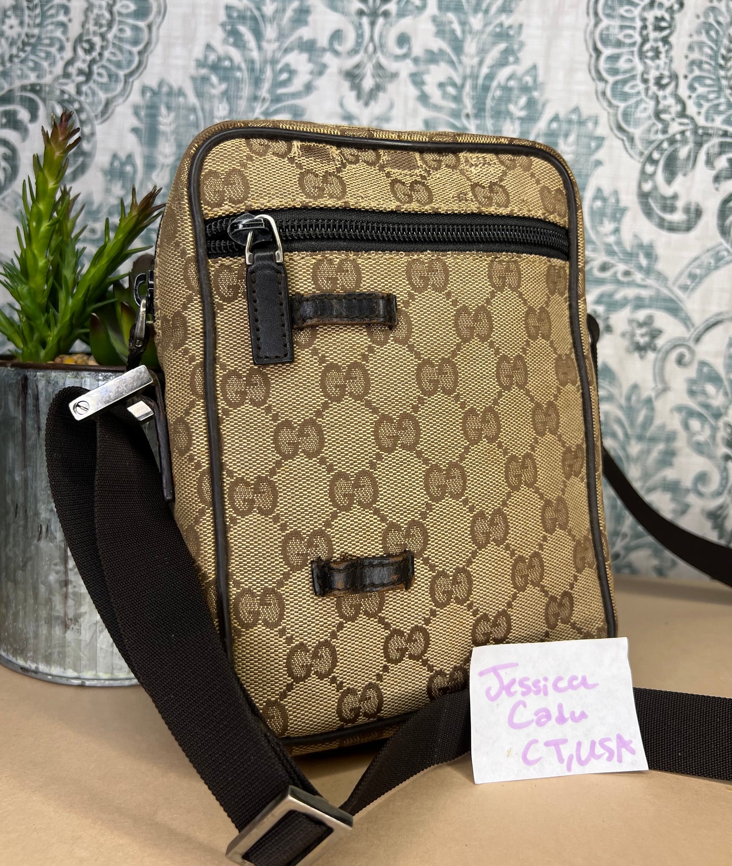 Gucci Mini Mesesenger Bag Crossbody