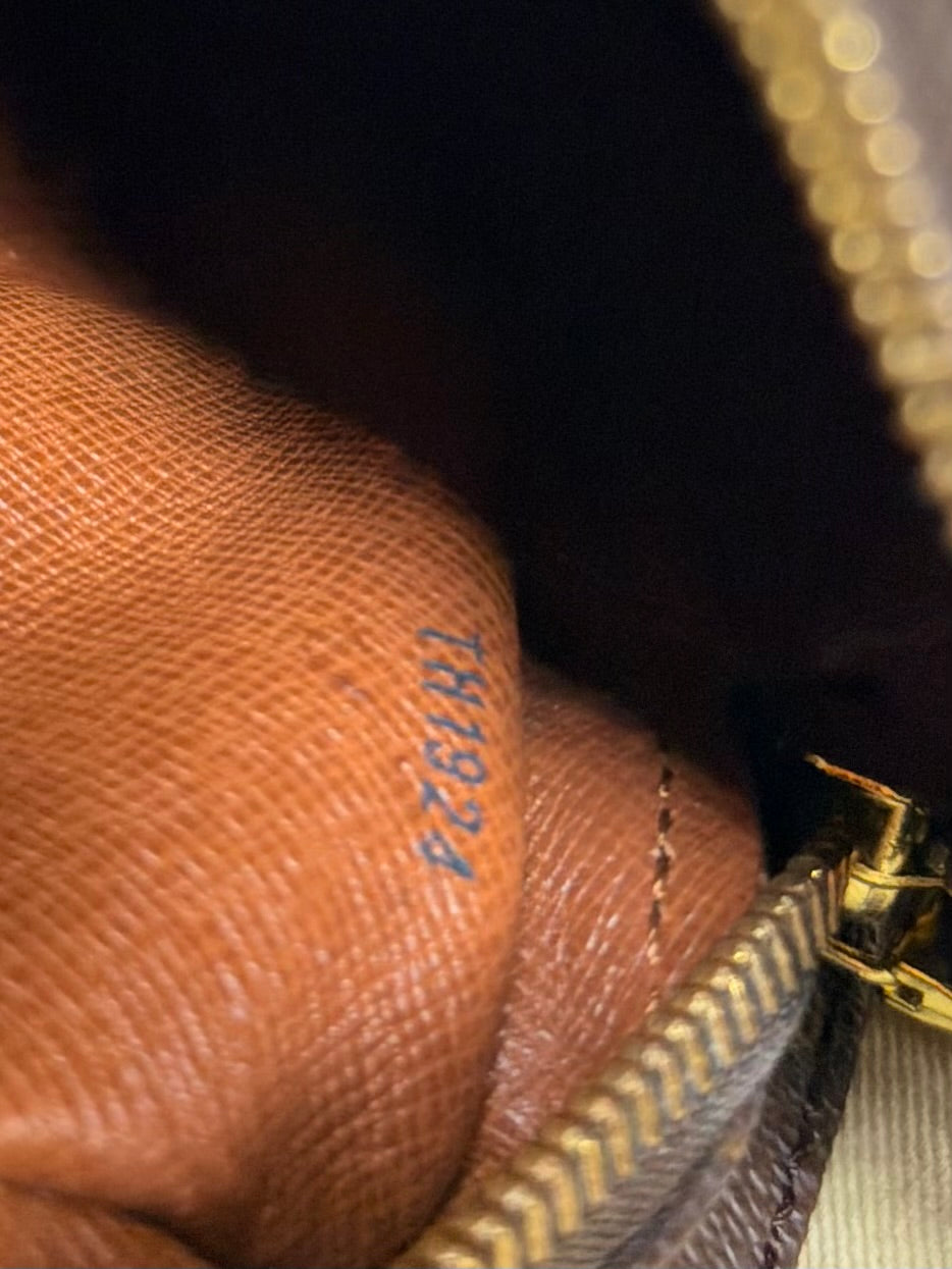 Louis Vuitton Amazon PM