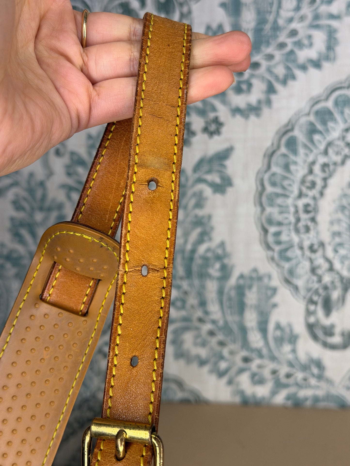 Louis Vuitton Saumur 30