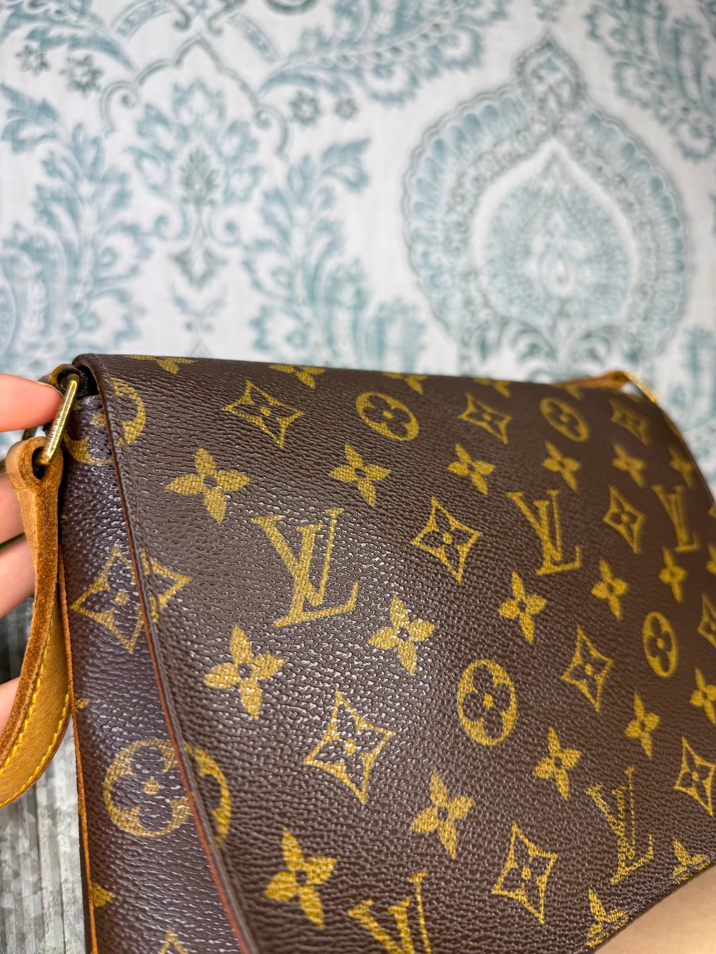 Louis Vuitton Musette Tango (short strap version)