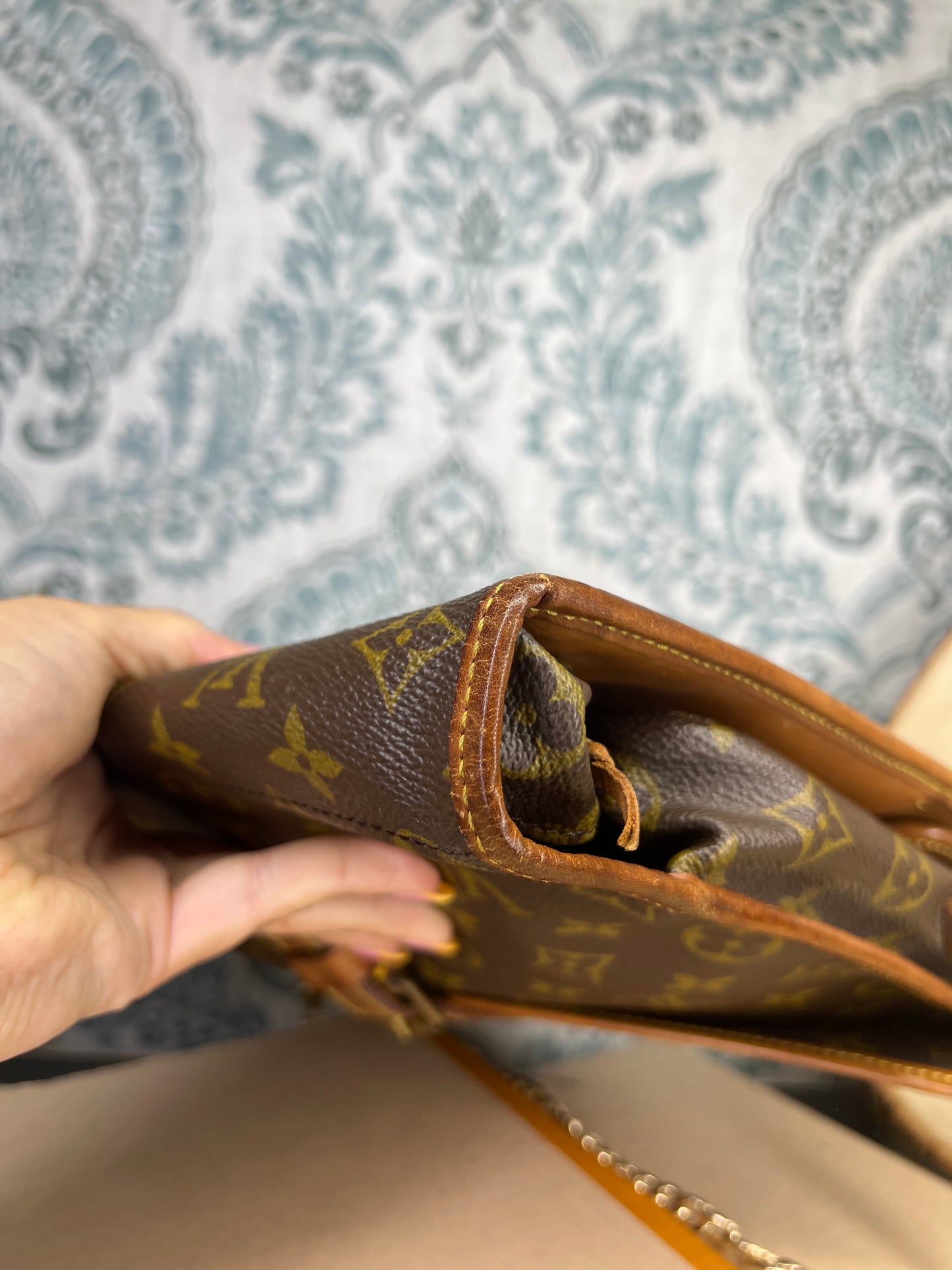 Monogram Portable Serviette

Desktop Organizer