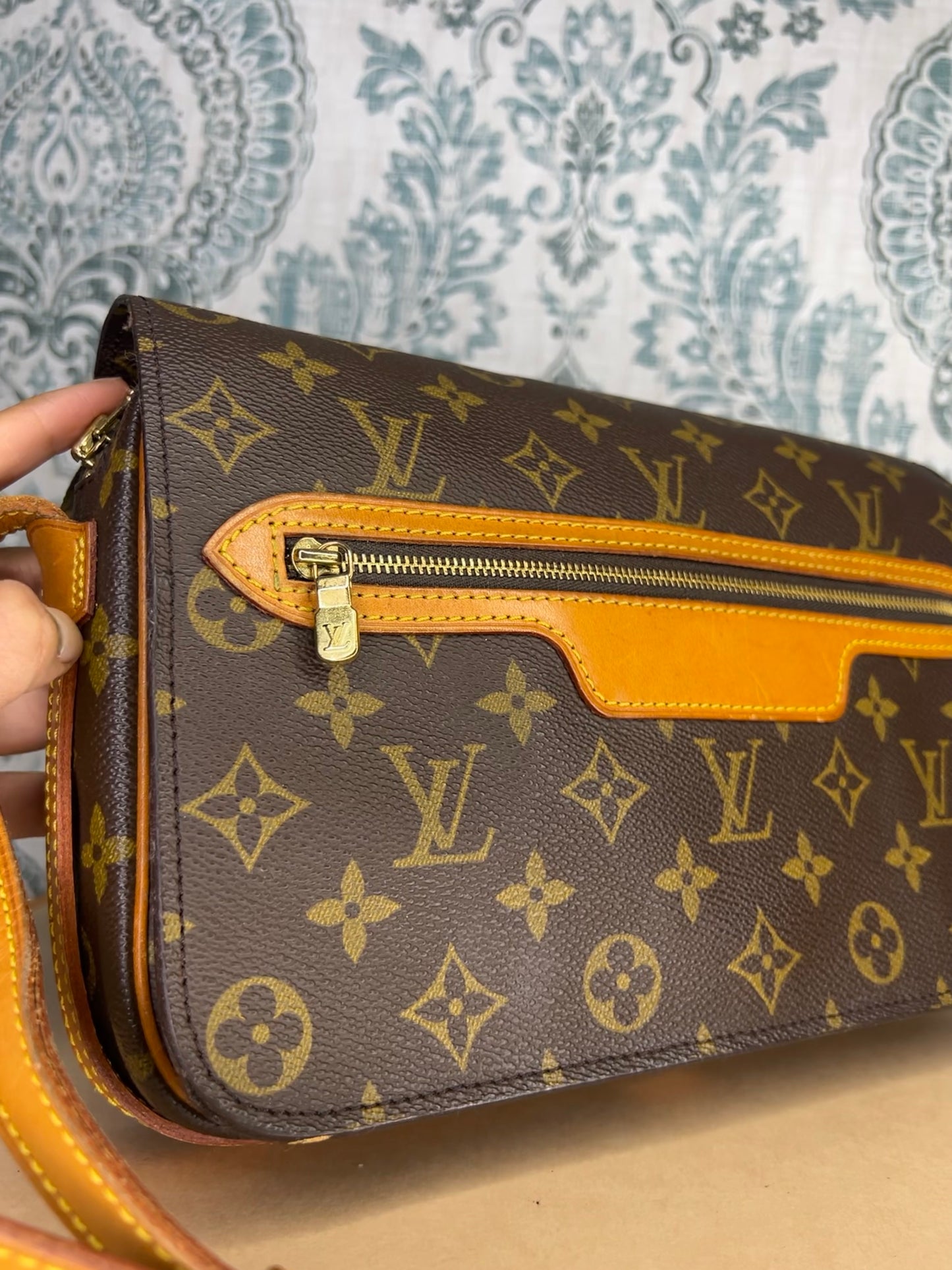 Louis Vuitton Saint Germain 27