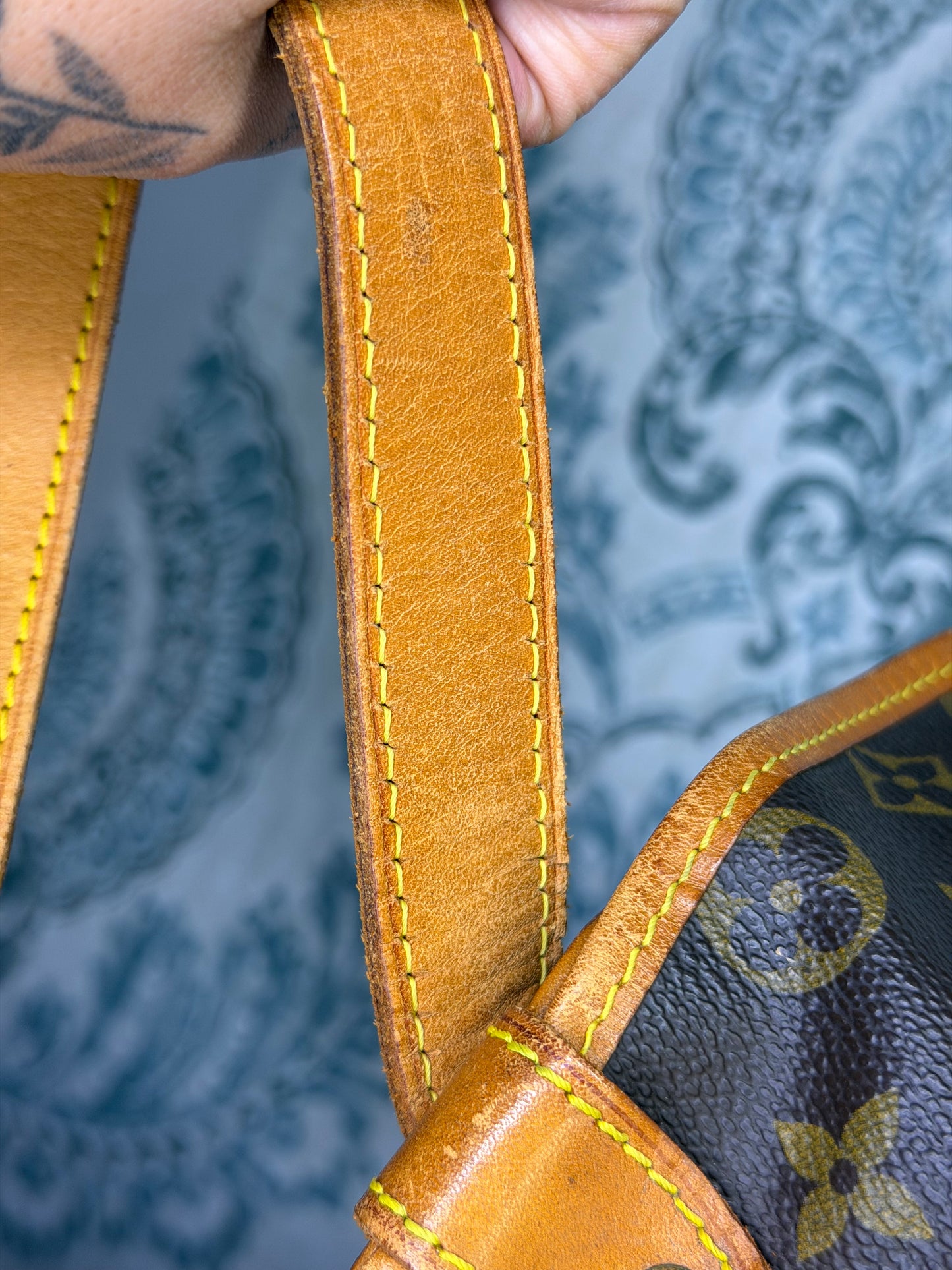Louis Vuitton Saumur 35