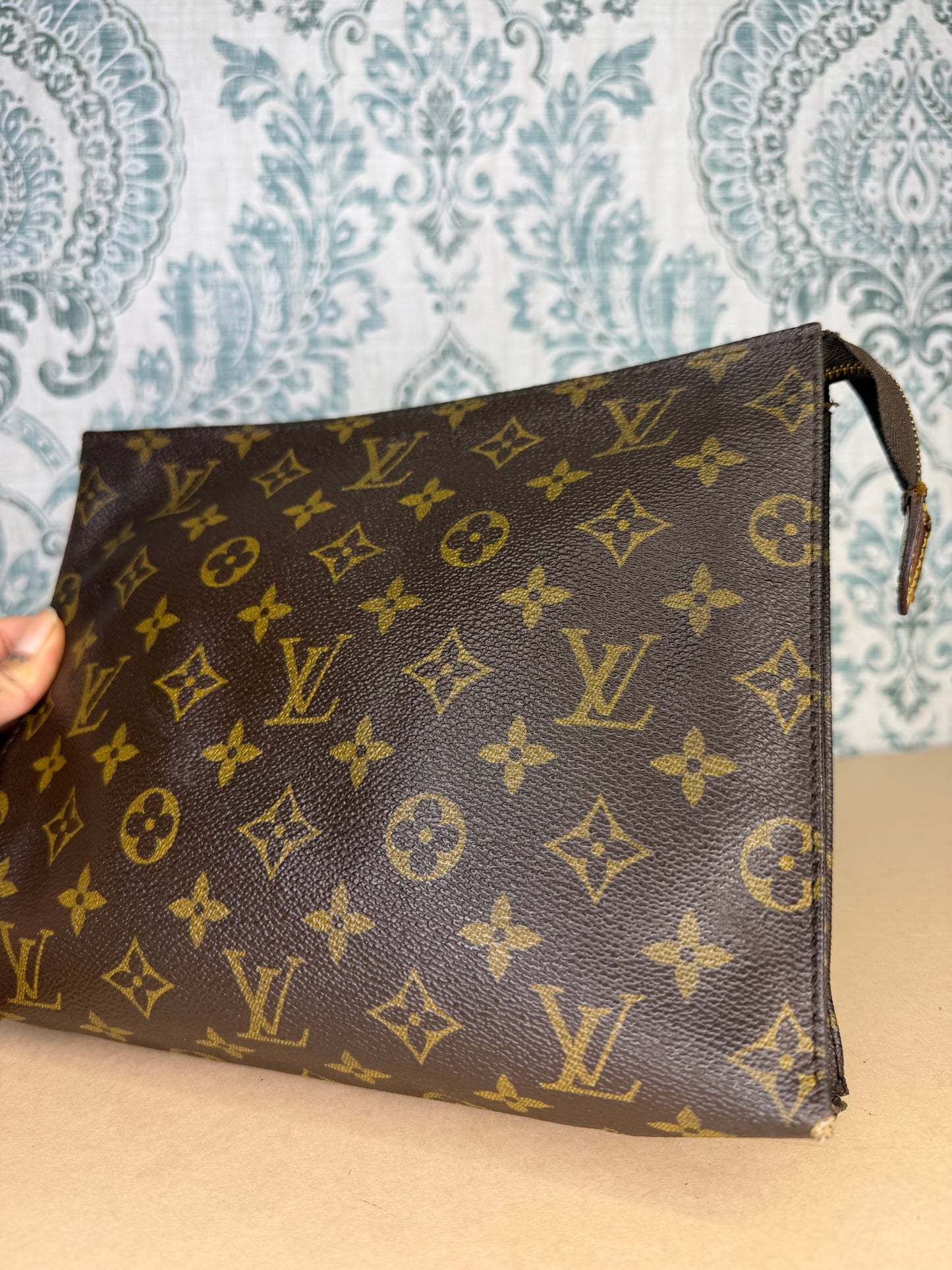 Louis Vuitton Toiletry 26 #1 (needs new zipper)