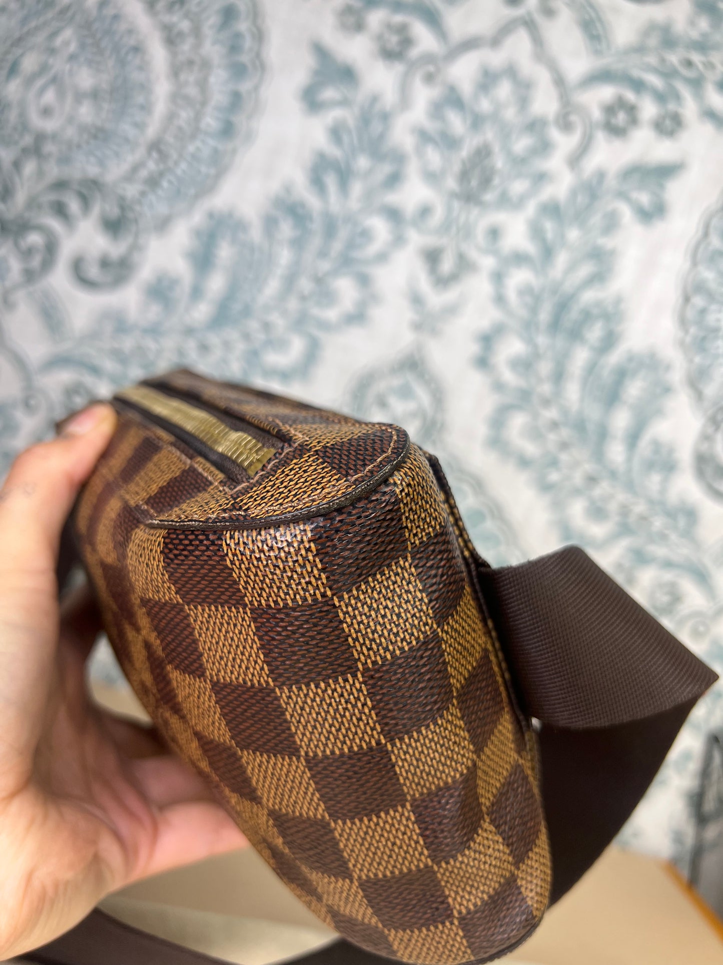 Louis Vuitton Geronimo Sling Bag