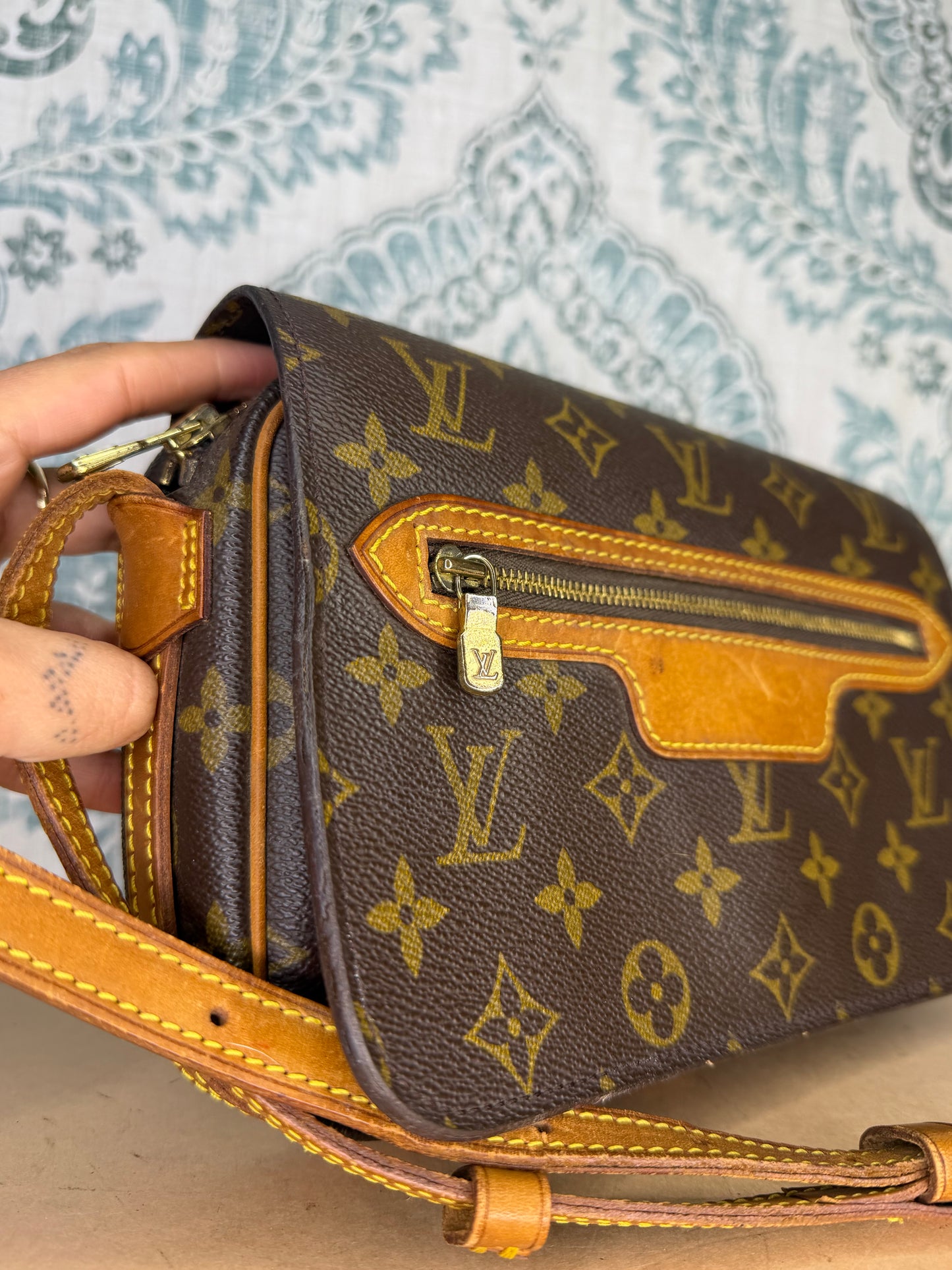 Louis Vuitton Saint Germain 24
