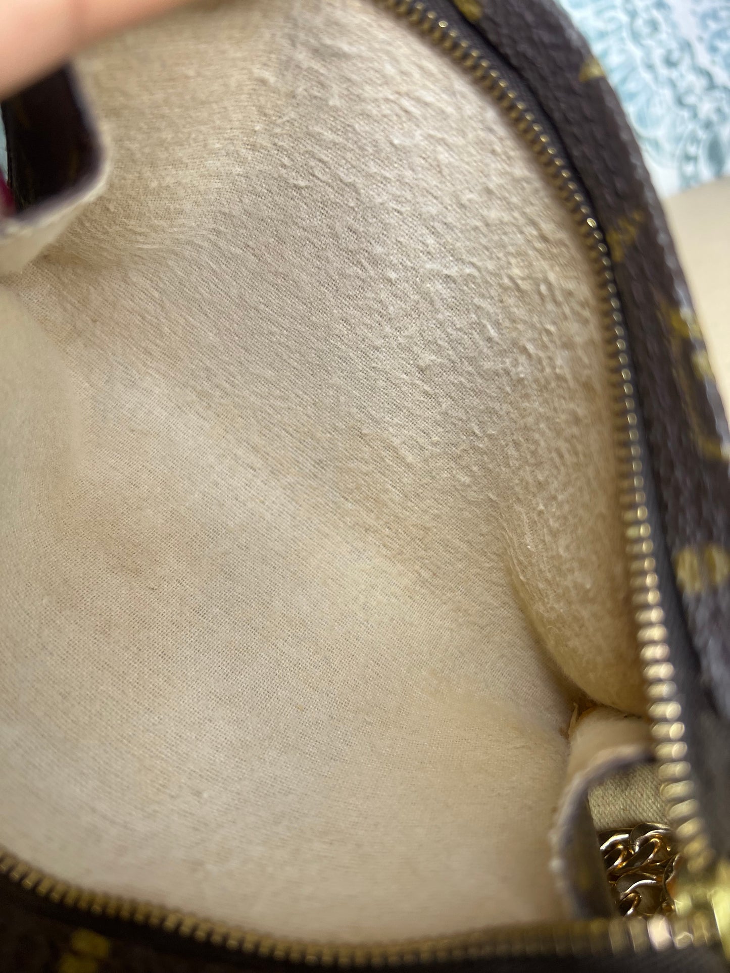 Louis Vuitton Bucket PM Pouch