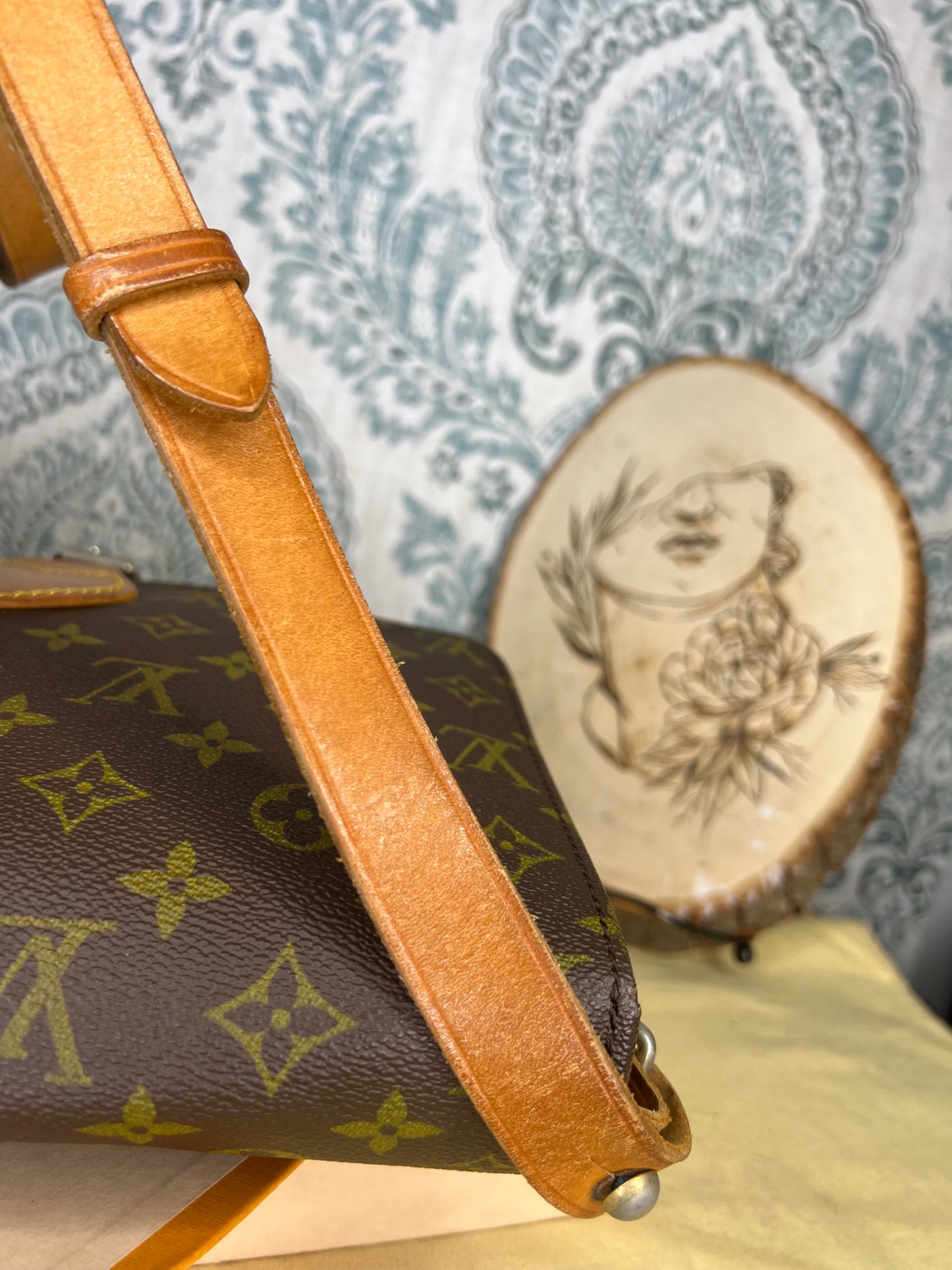 Louis Vuitton Cartouchiere GM