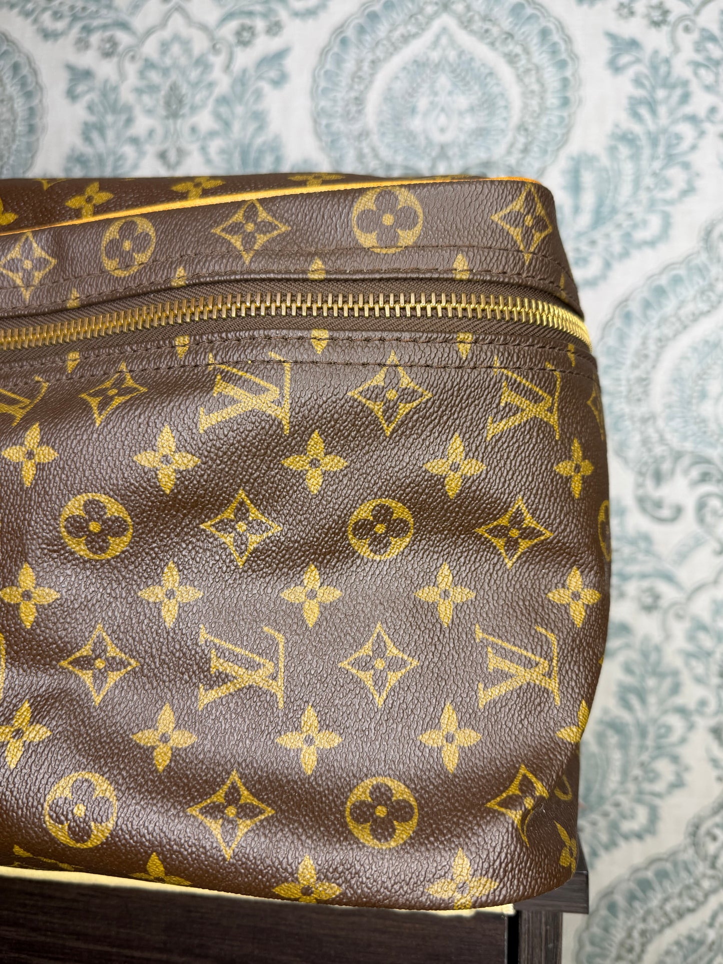 Louis Vuitton Sirius 65 Soft Suitcase/Travel Bag