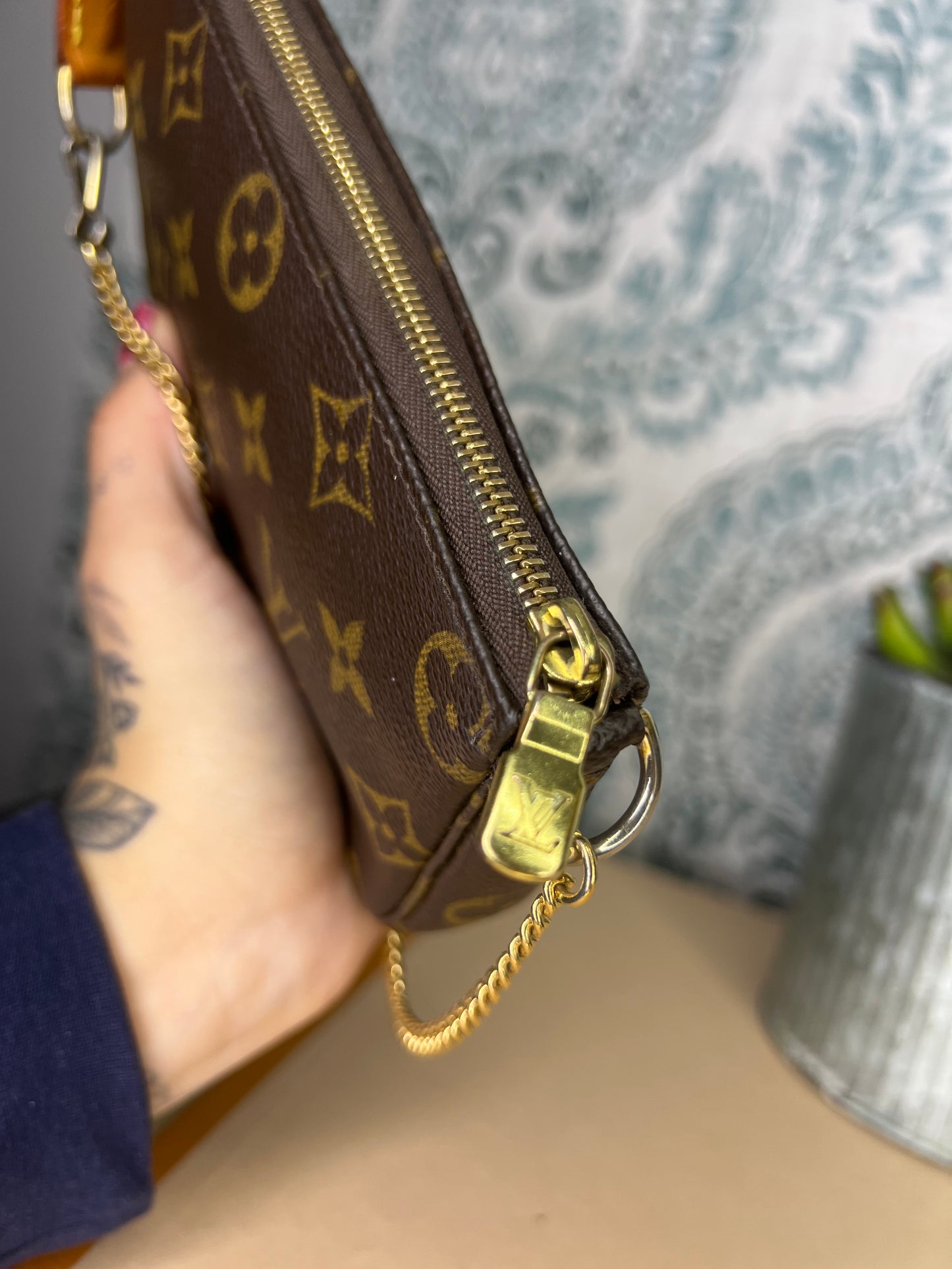 Louis Vuitton Monogram Bucket Pochette #1