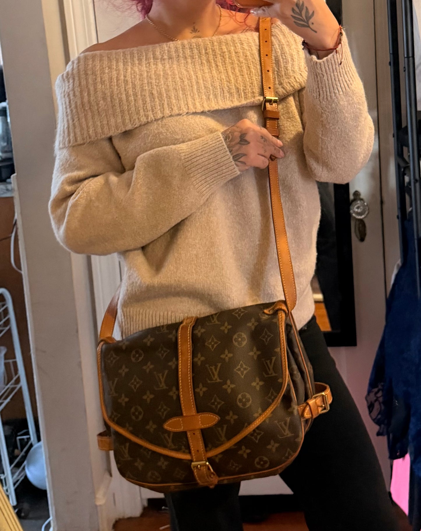 Louis Vuitton Saumur 30