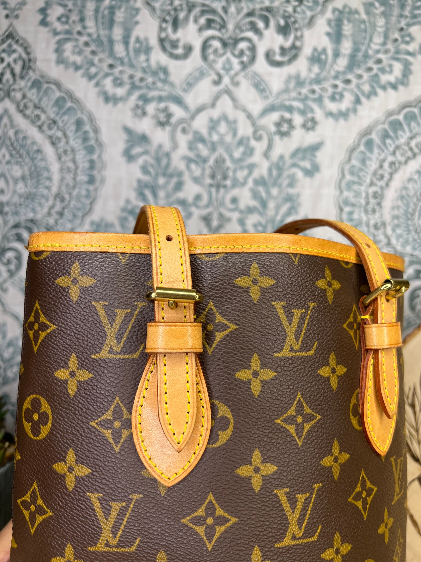 Louis Vuitton Bucket PM