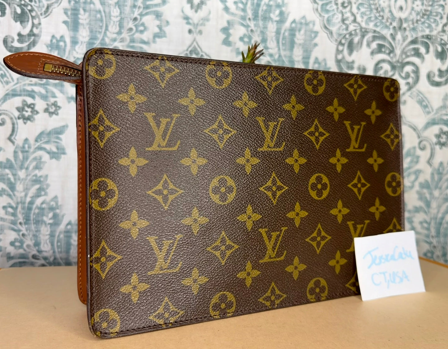 Louis Vuitton Pochette Homme Clutch