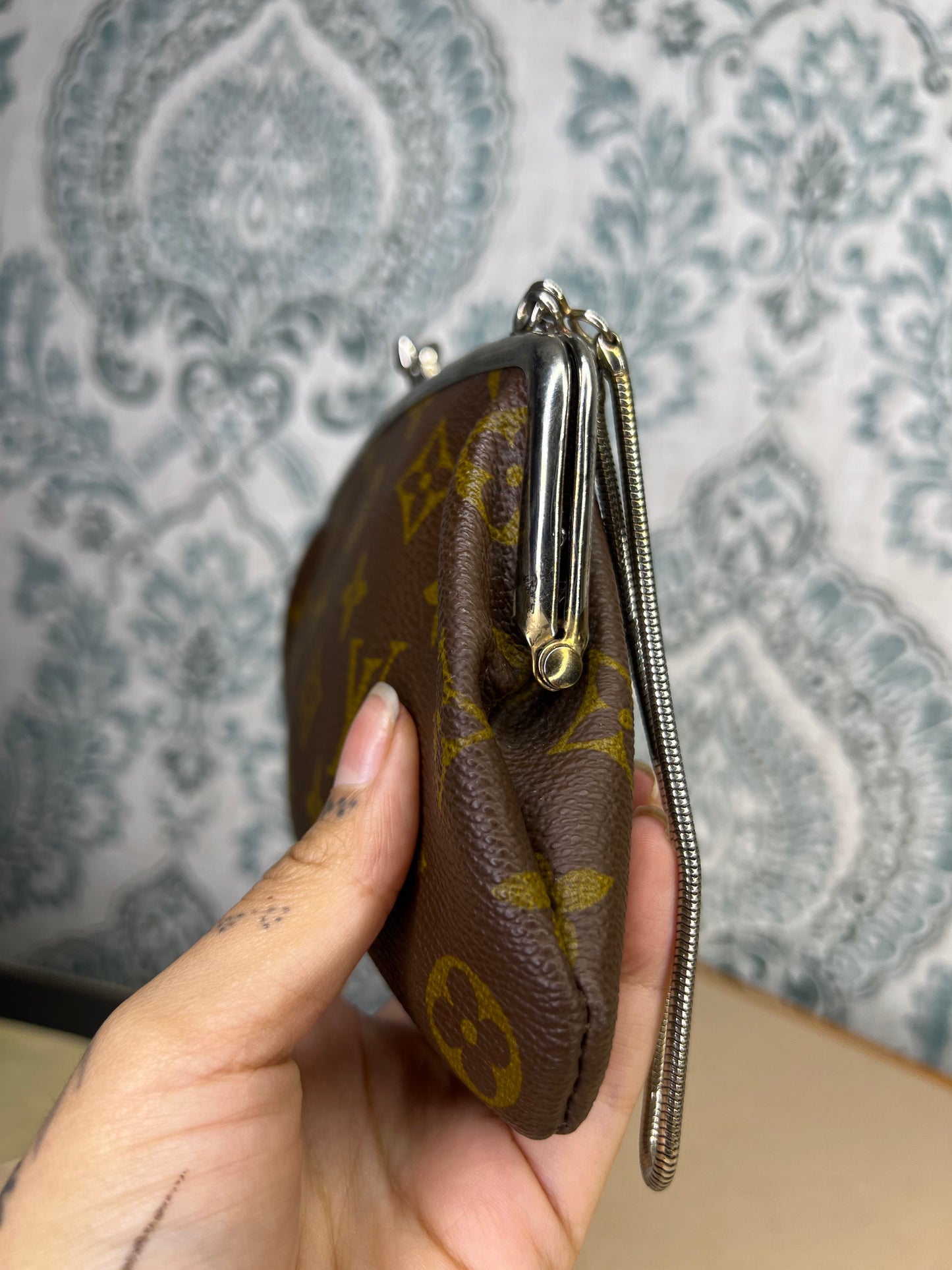 Louis Vuitton French Company Kisslock Pouch