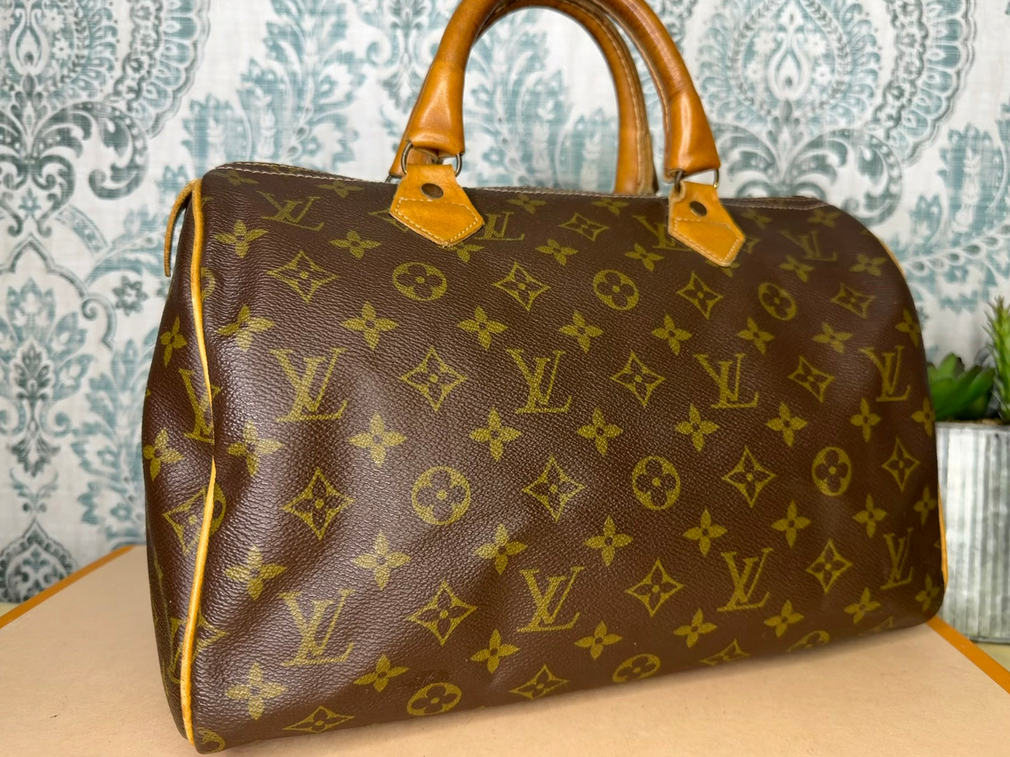 Louis Vuitton French Company Speedy 30