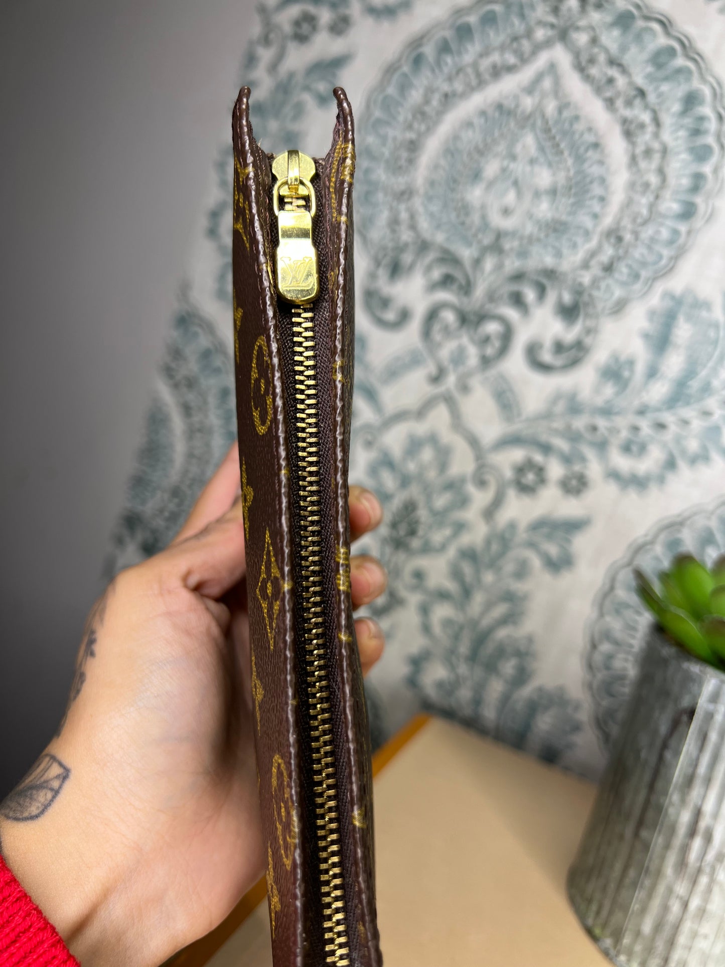 Louis Vuitton Bucket GM Pouch