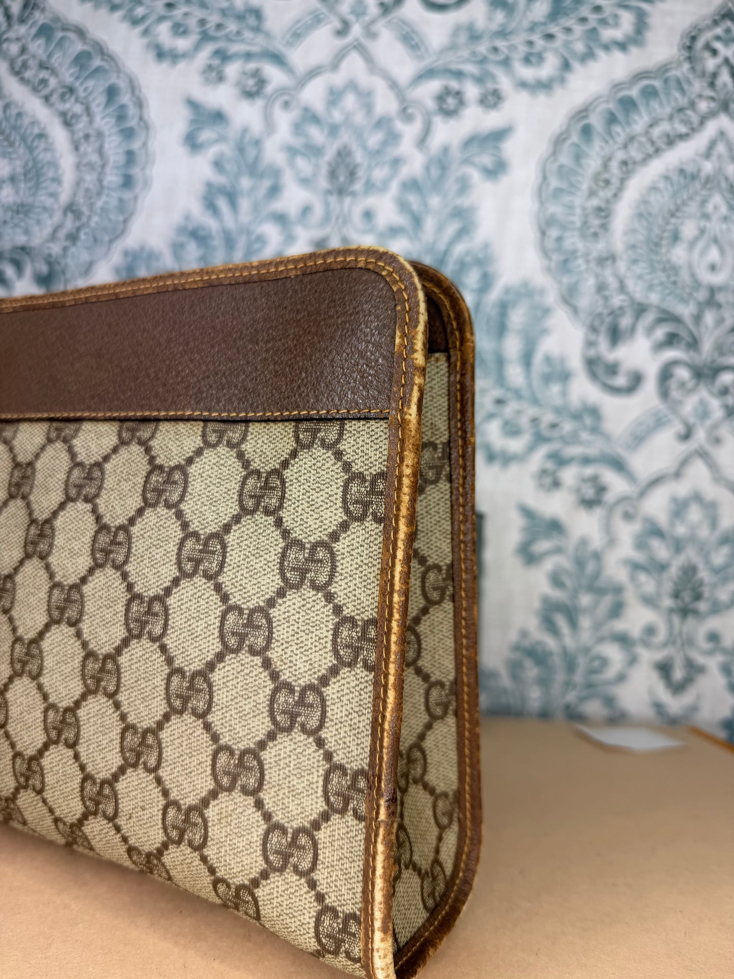 Gucci Supreme Brown Clutch