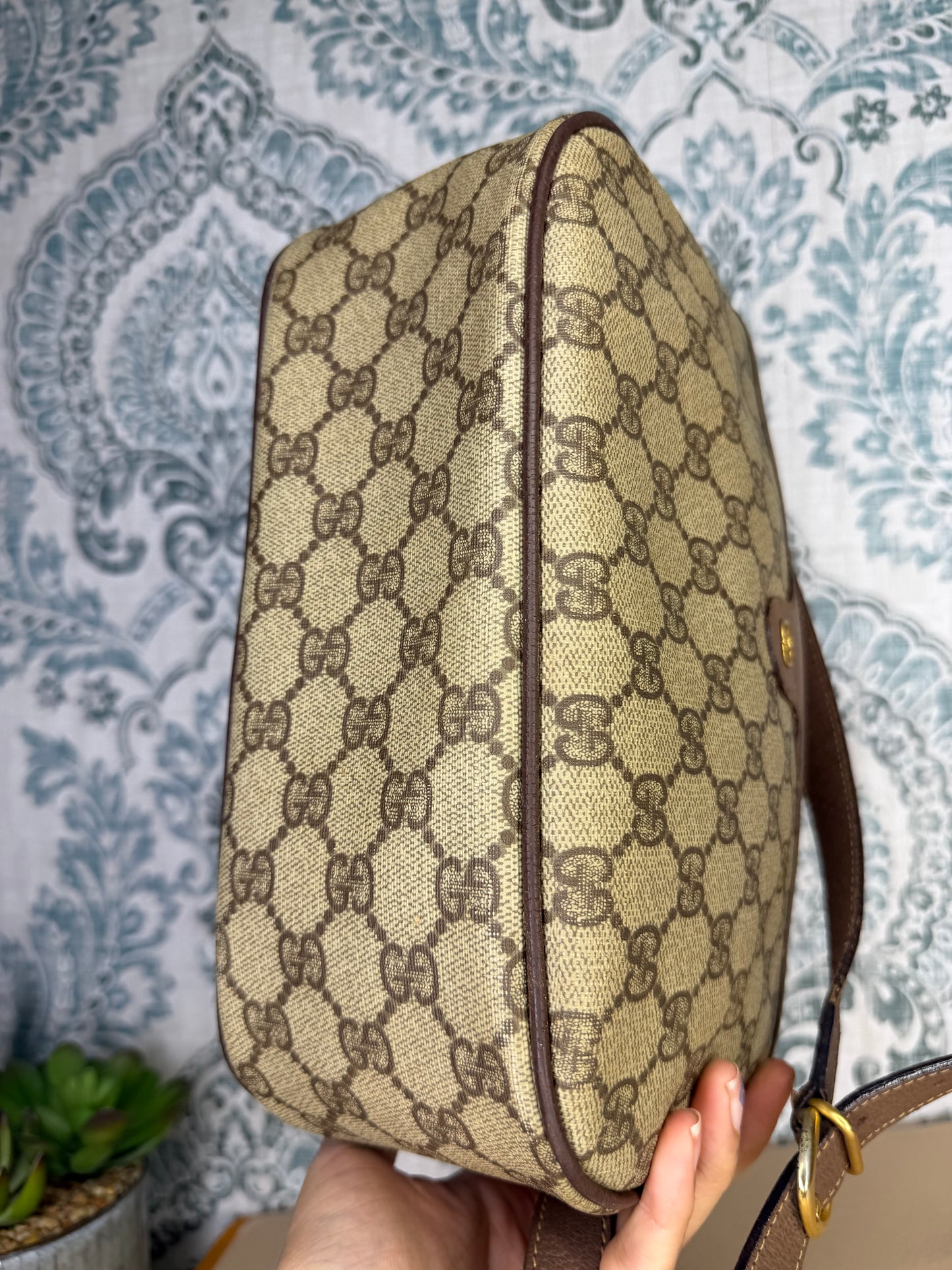Gucci Supreme Vintage Purse