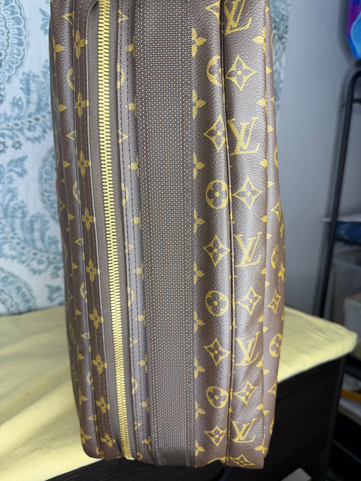 Louis Vuitton Satellite 60 Suit Case