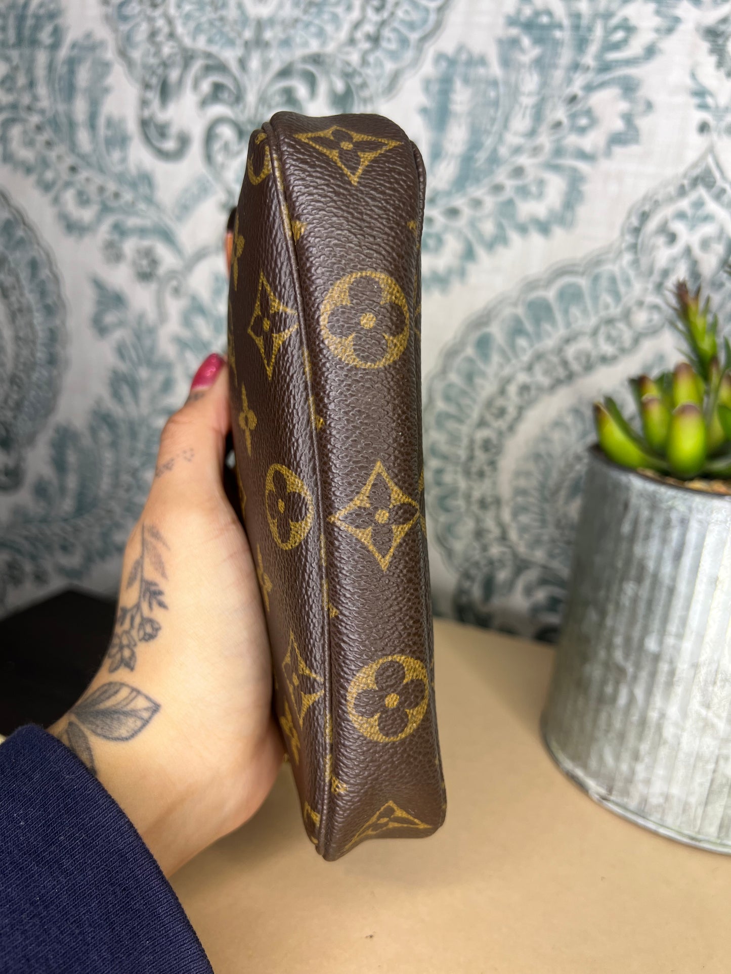 Louis Vuitton Monogram Bucket Pochette #1