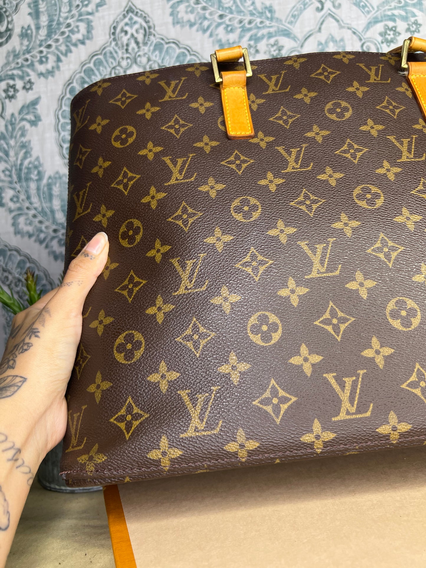 Louis Vuitton Luco Tote