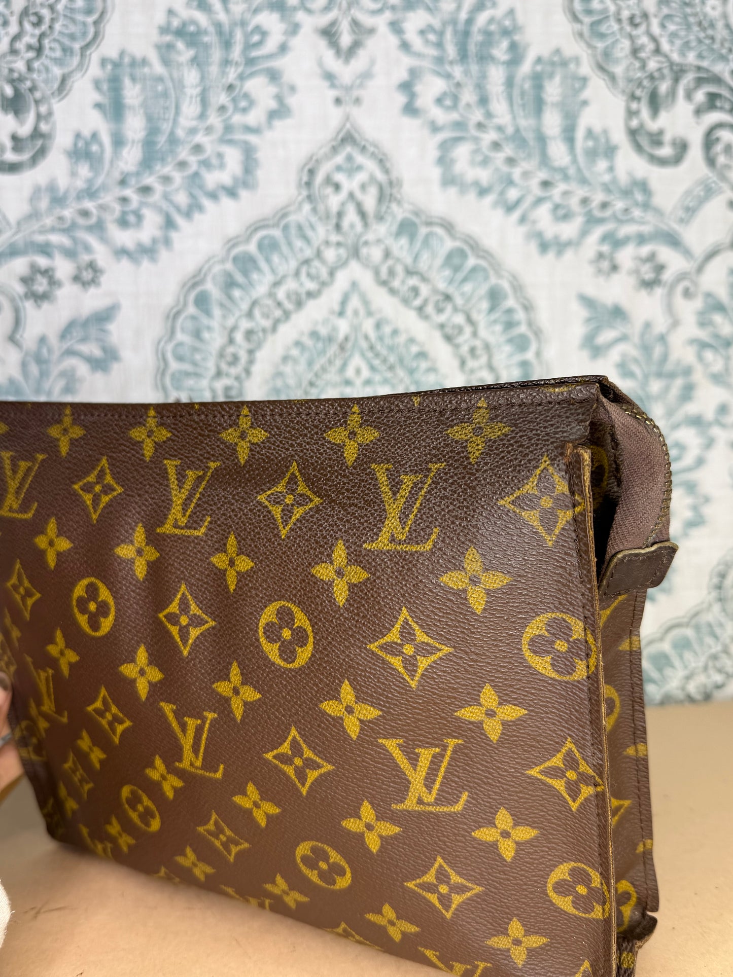 Louis Vuitton Monogram Toiletry 26 (damaged/project)