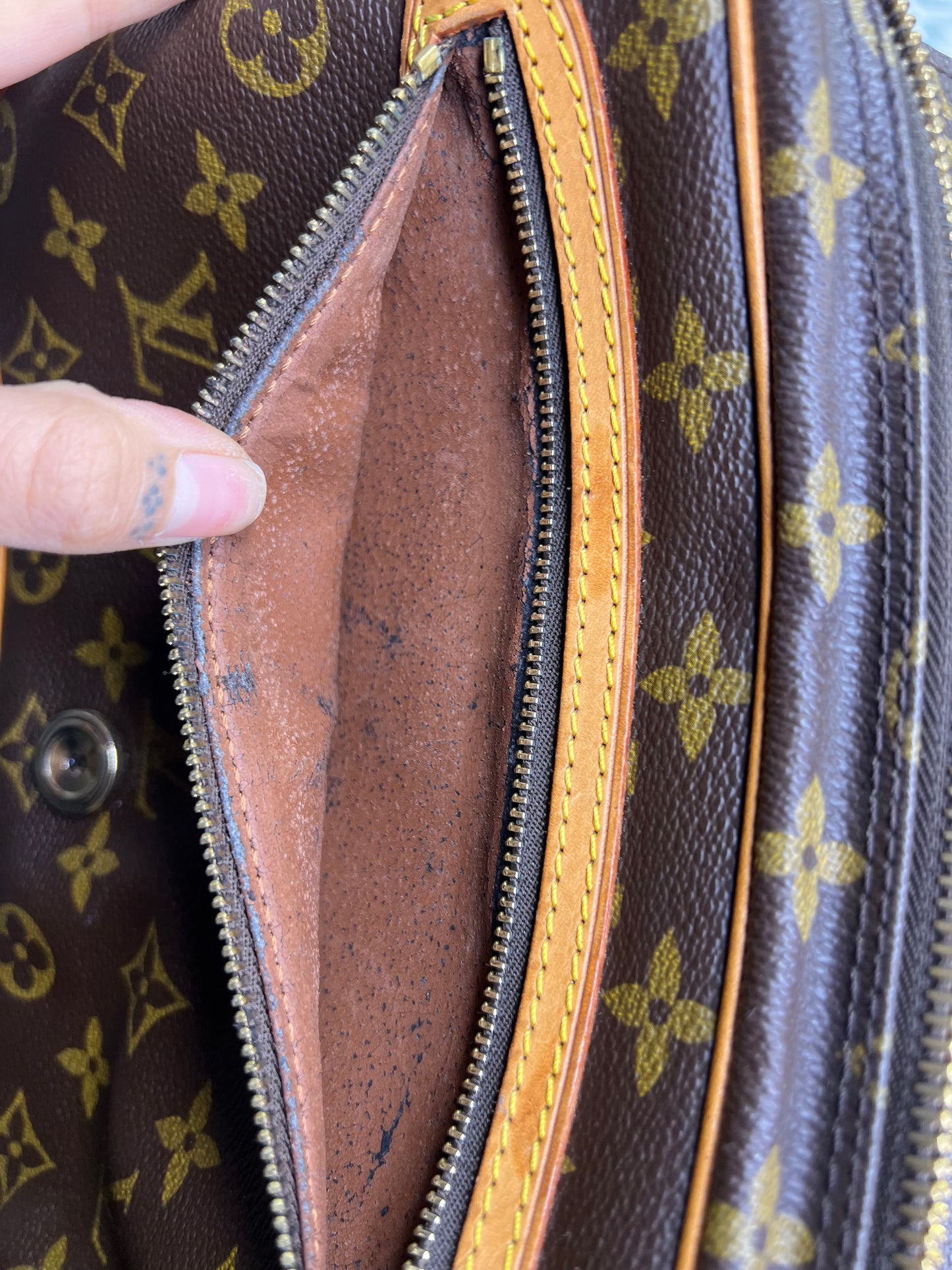 Louis Vuitton Saint Germain 27