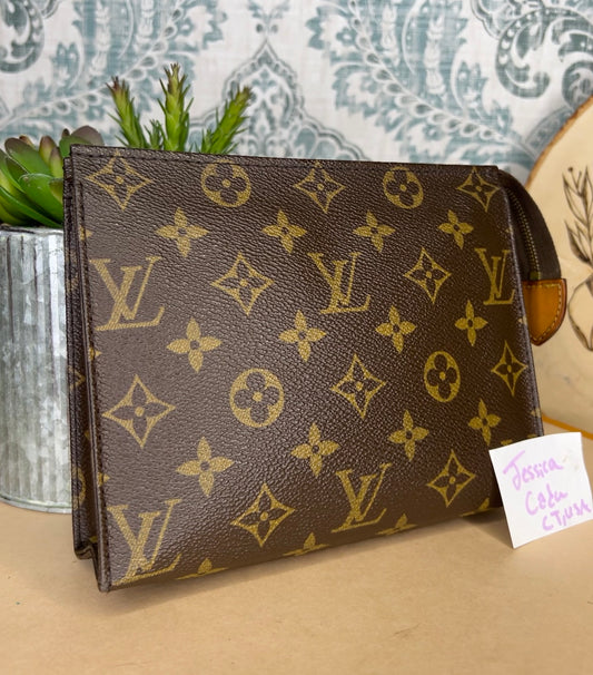 Louis Vuitton Toiletry 19 #2