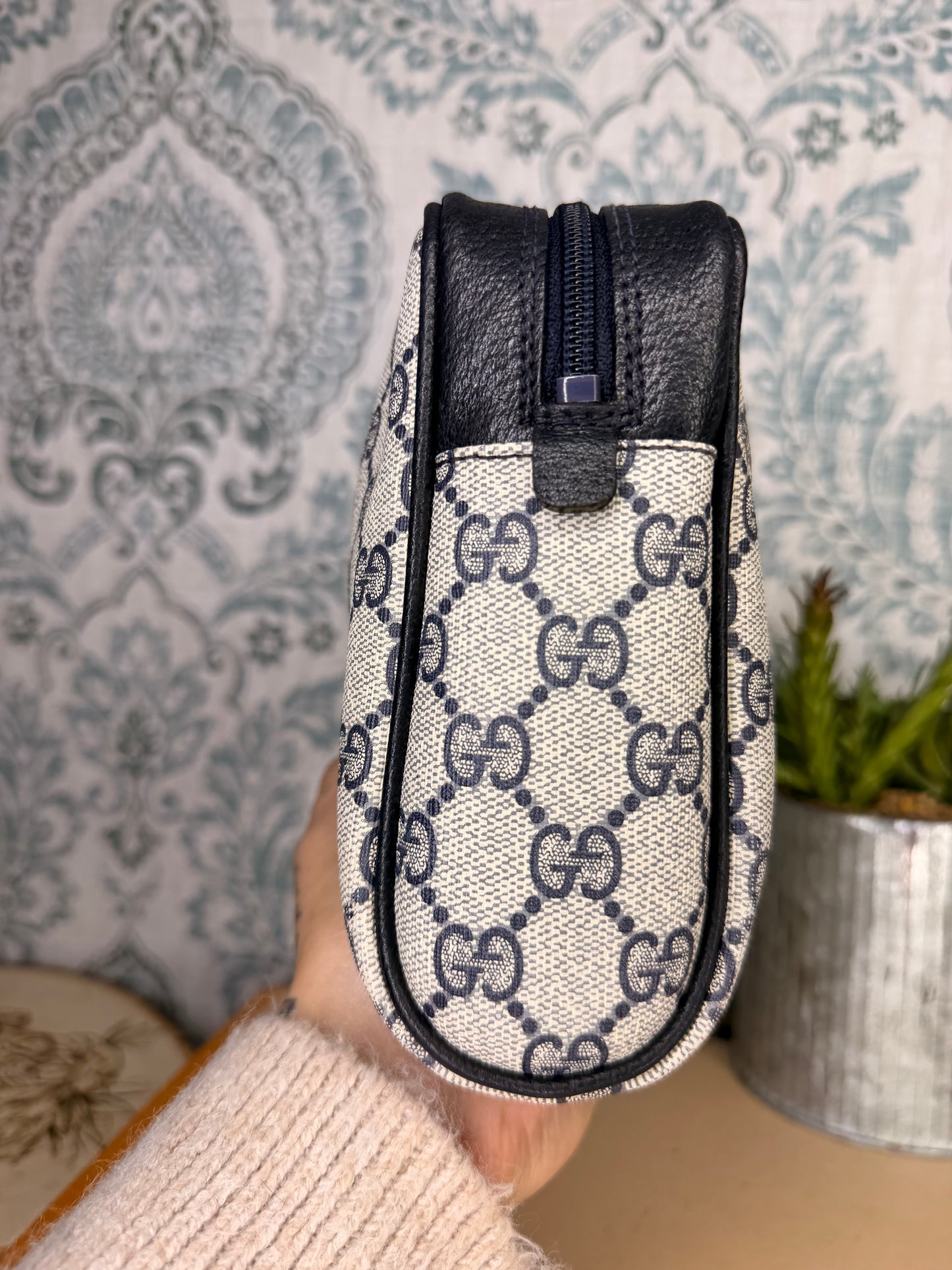 Gucci Navy Sherry Line Clutch