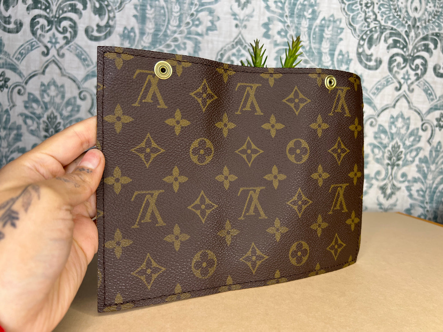 Louis Vuitton Randonnee Pouch I9