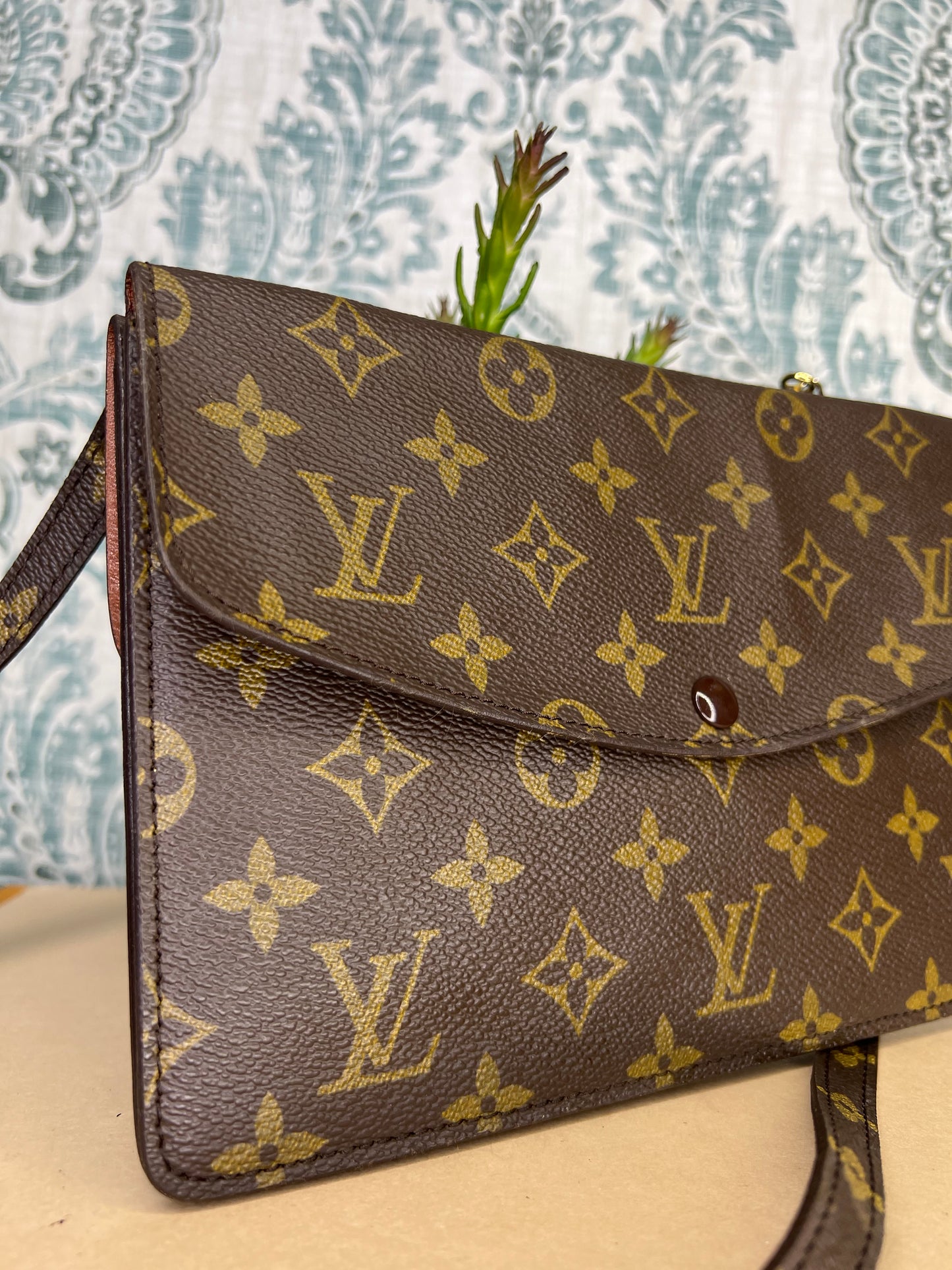 Louis Vuitton Pochette Double Rabat
