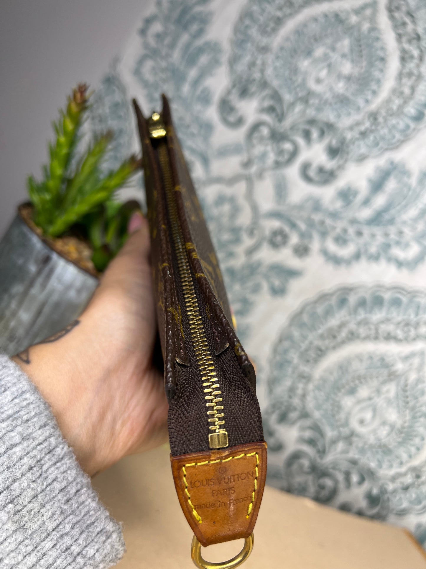 Louis Vuitton Bucket PM Pouch