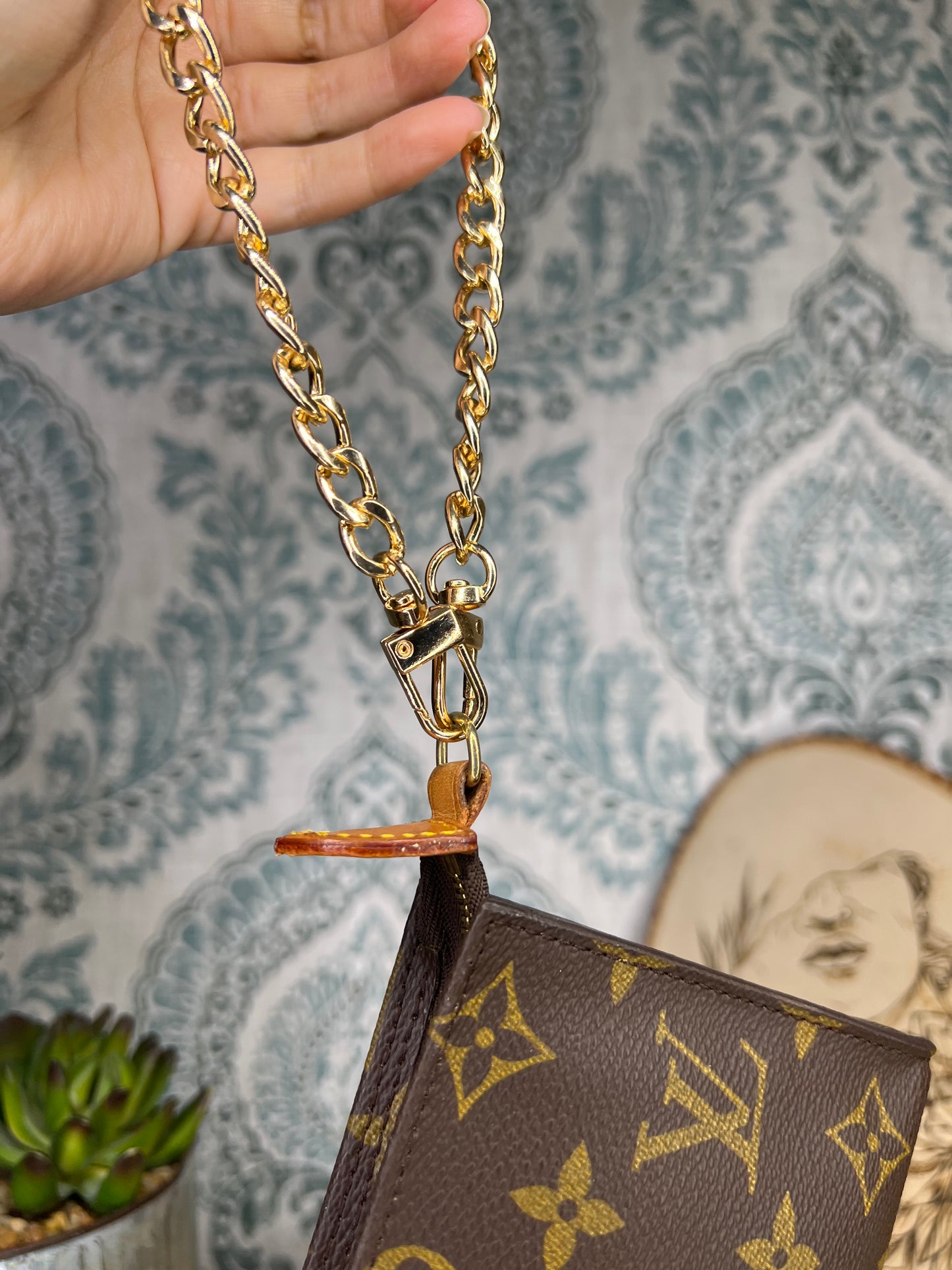 Louis Vuitton Bucket GM Pouch
