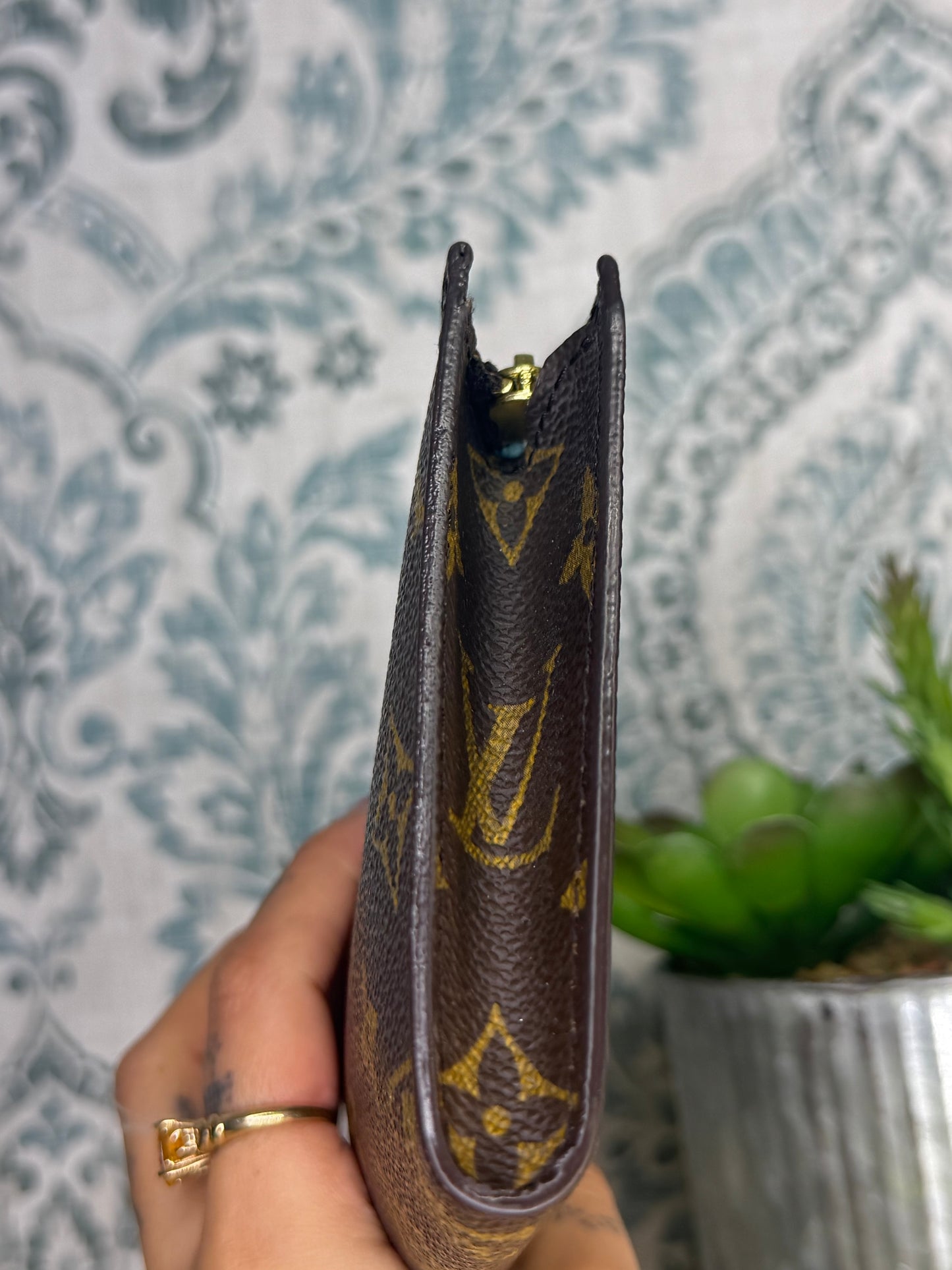 Louis Vuitton Bucket GM Pochette