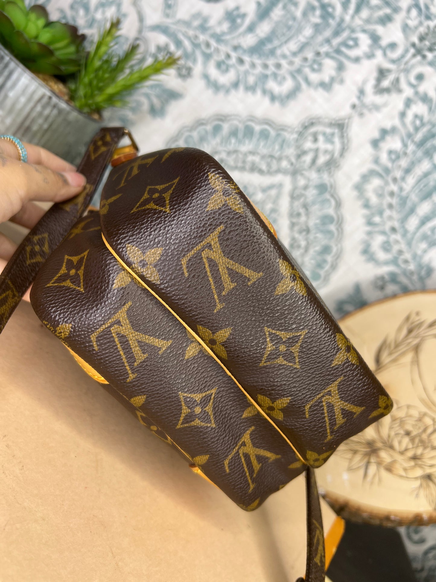Louis Vuitton Amazon PM