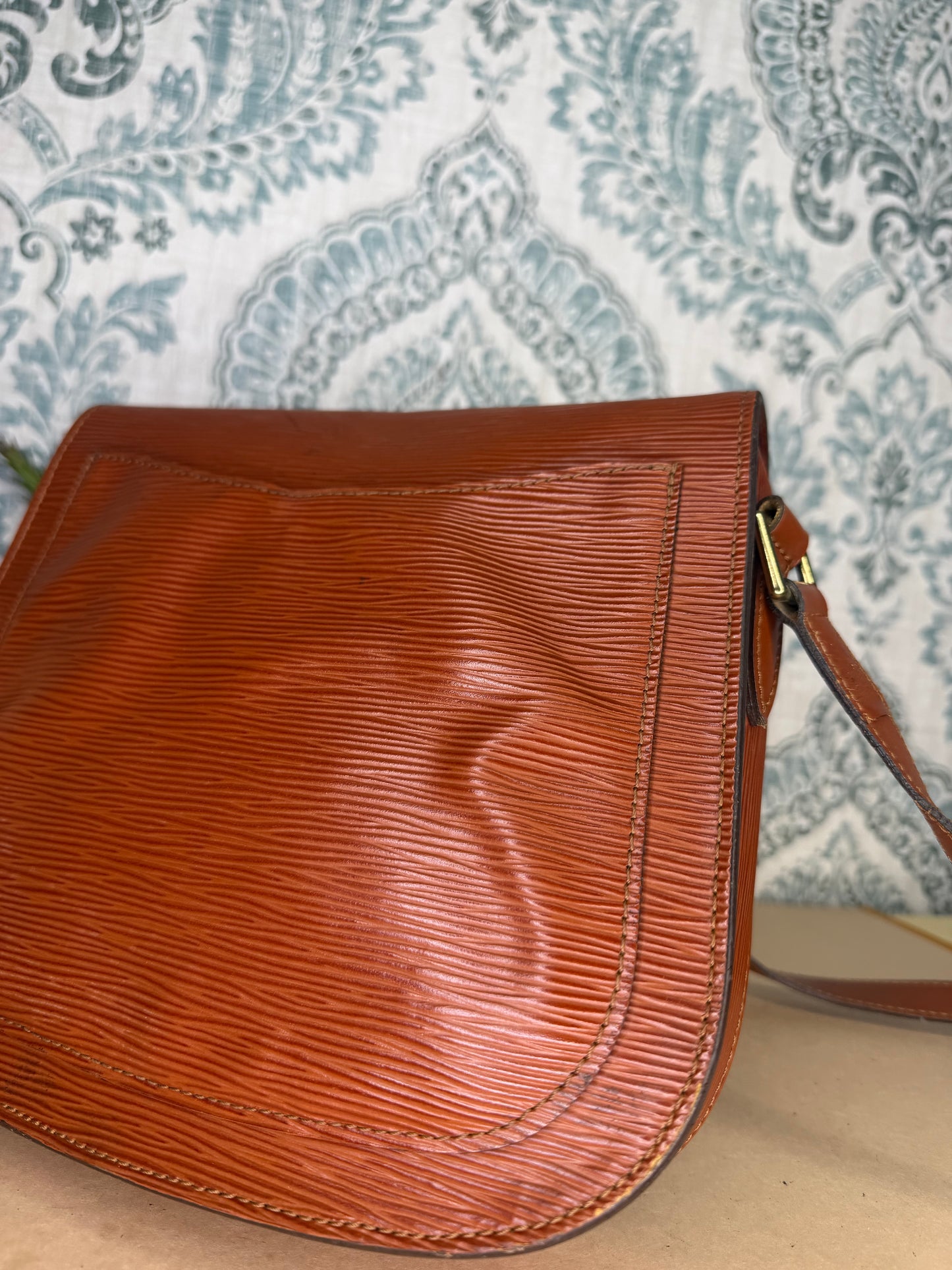 Louis Vuitton Epi Saint Cloud GM