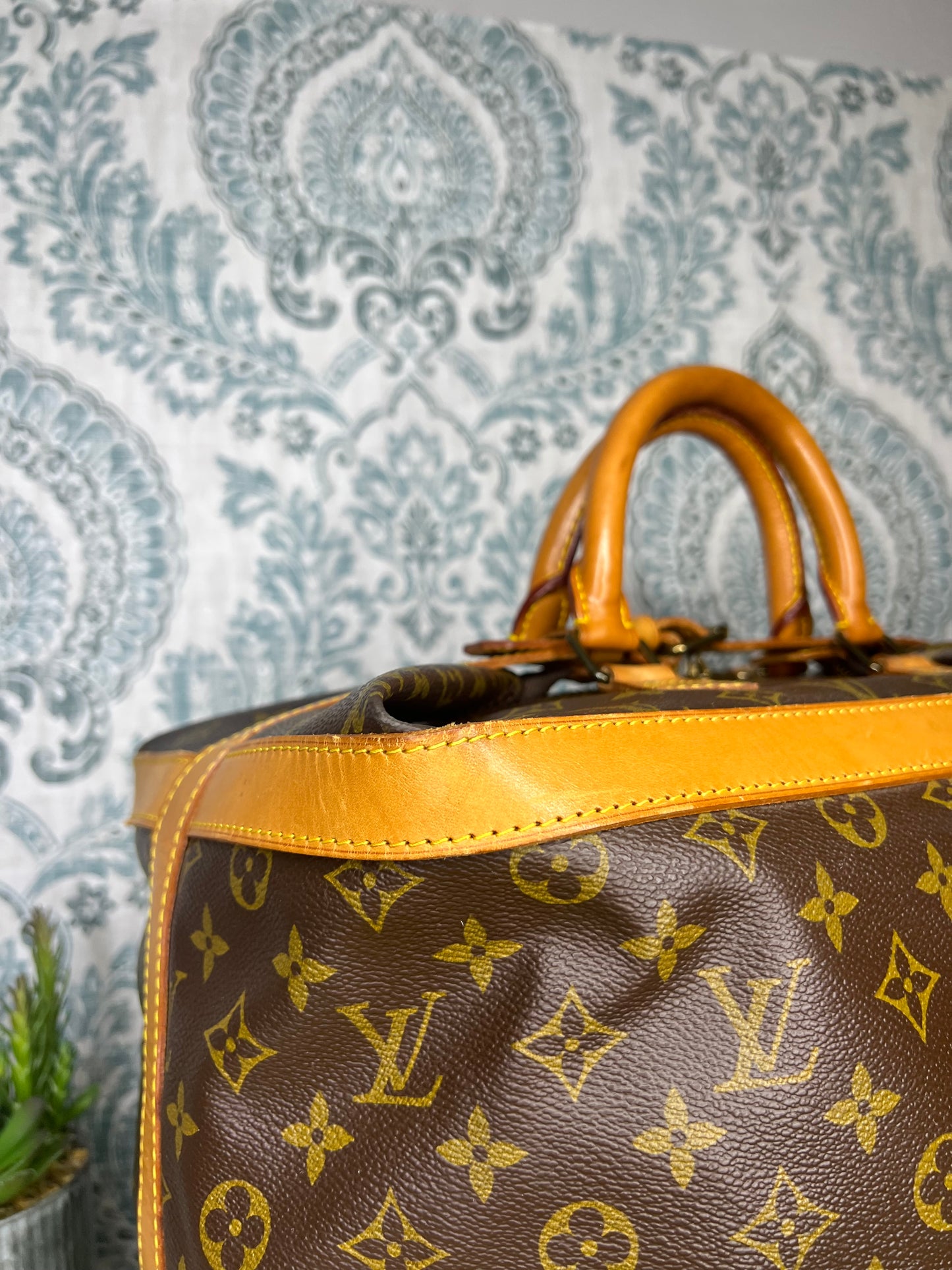 Louis Vuitton Cruiser 40