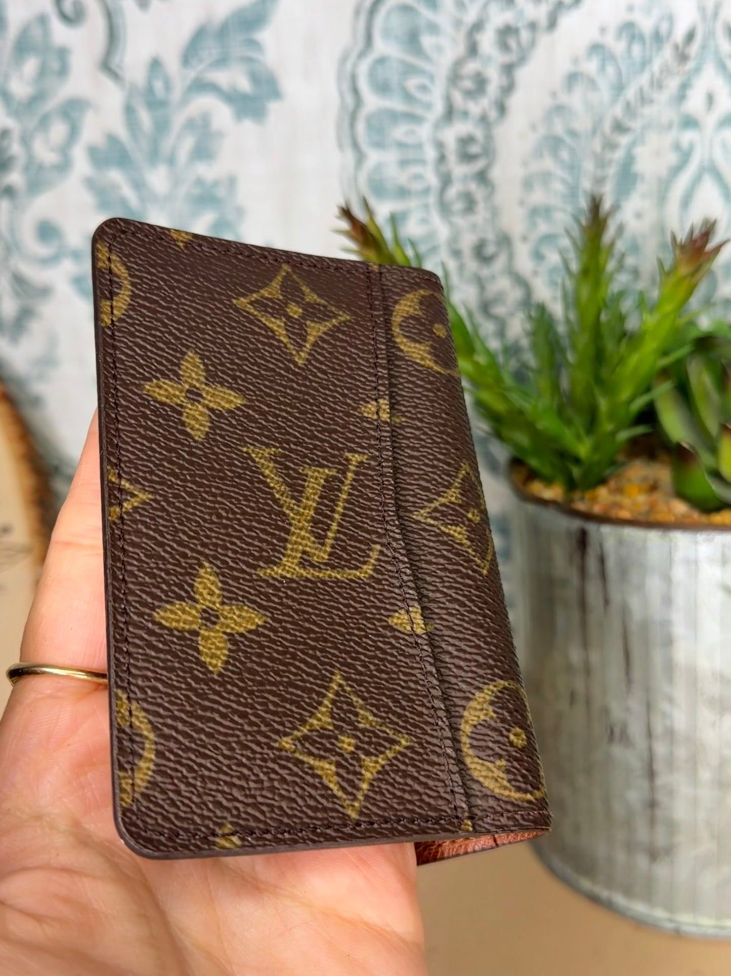 Louis Vuitton Monogram Card Holder / Pocket Organizer